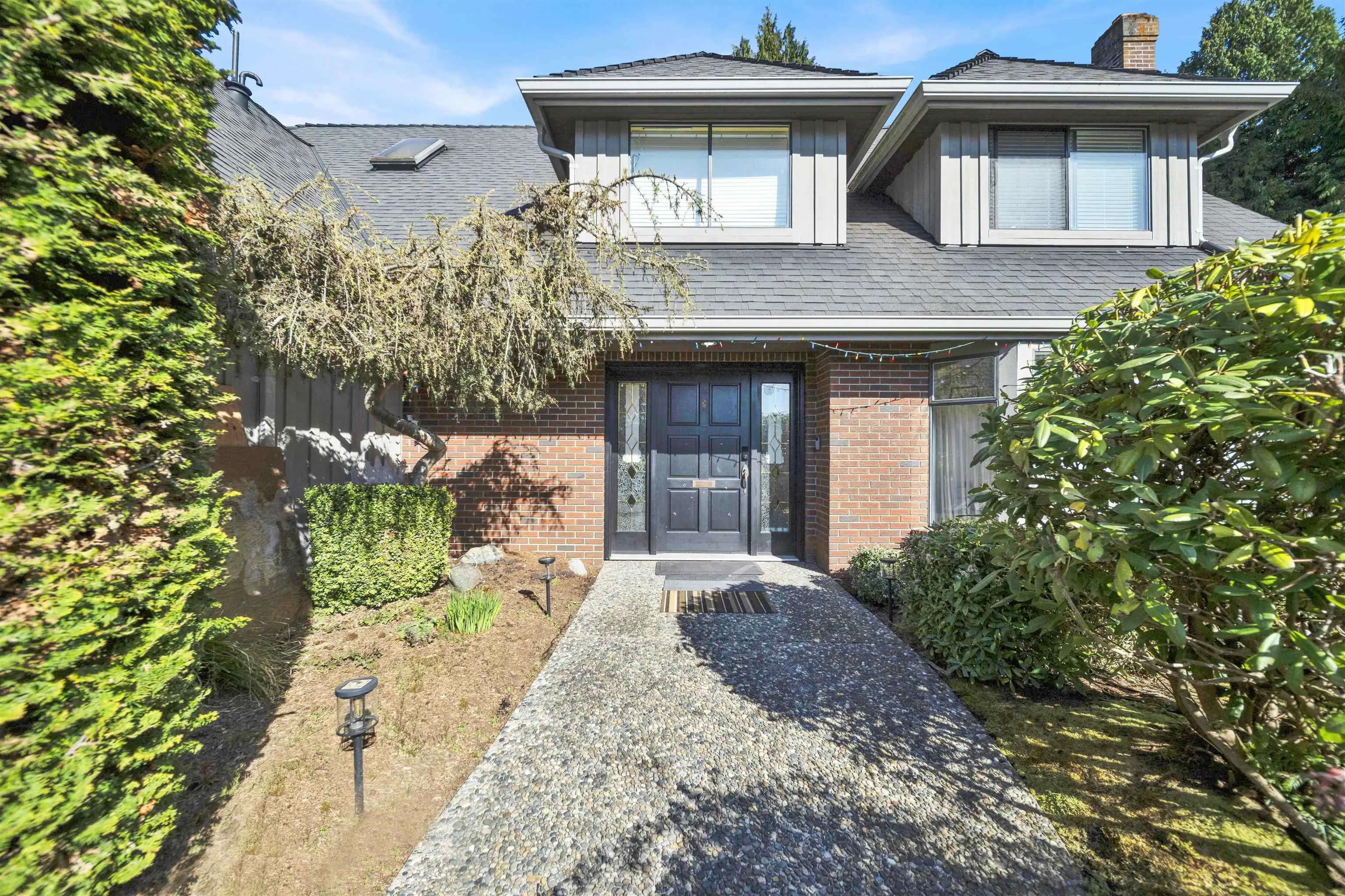 1206 Pacific Drive