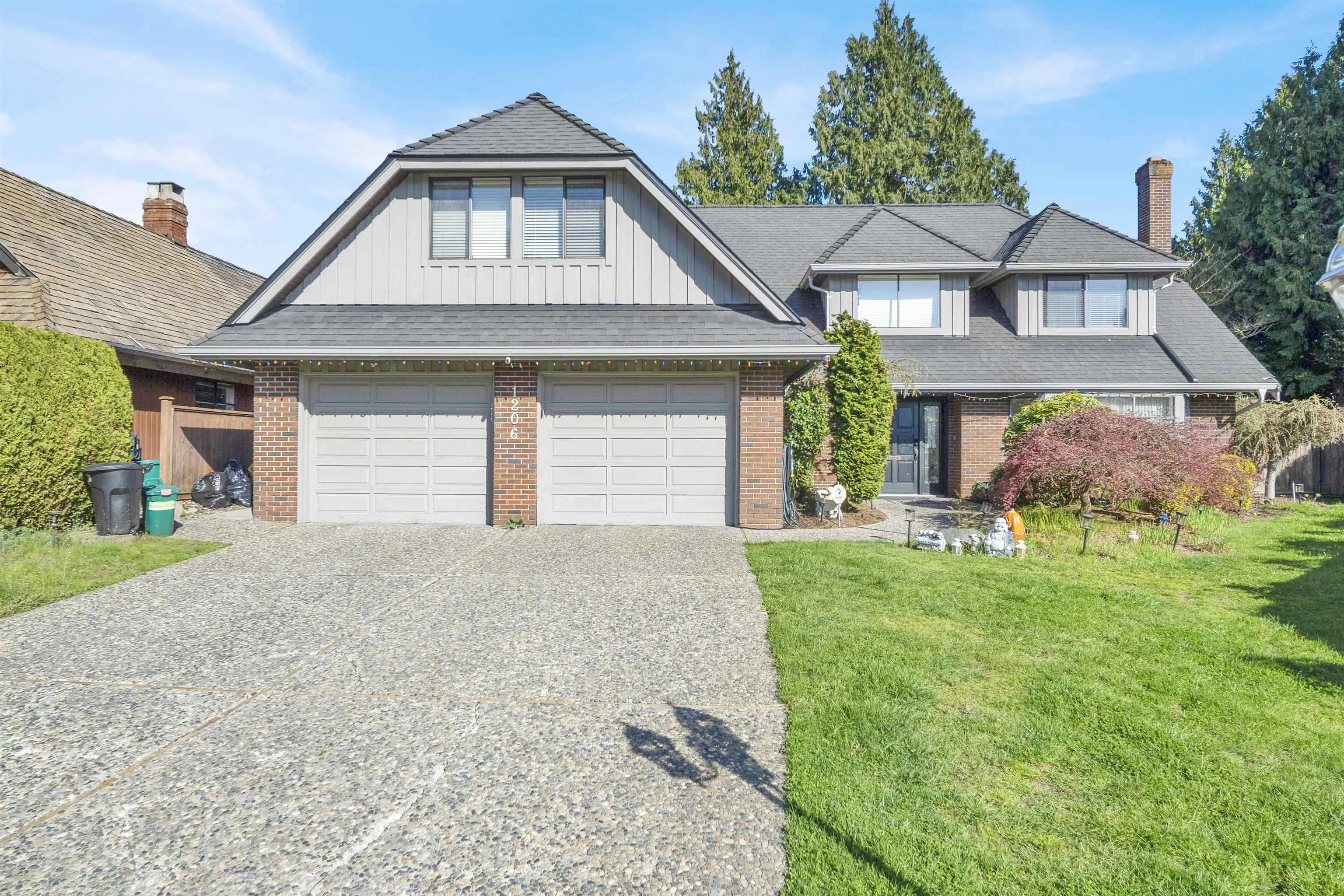1206 Pacific Drive