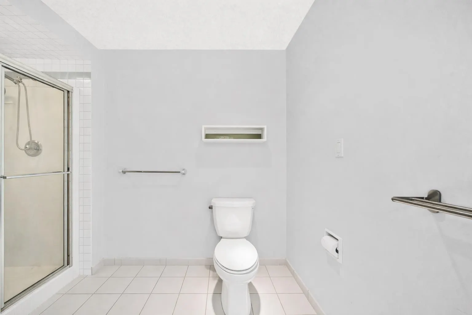 1206 Pacific Drive