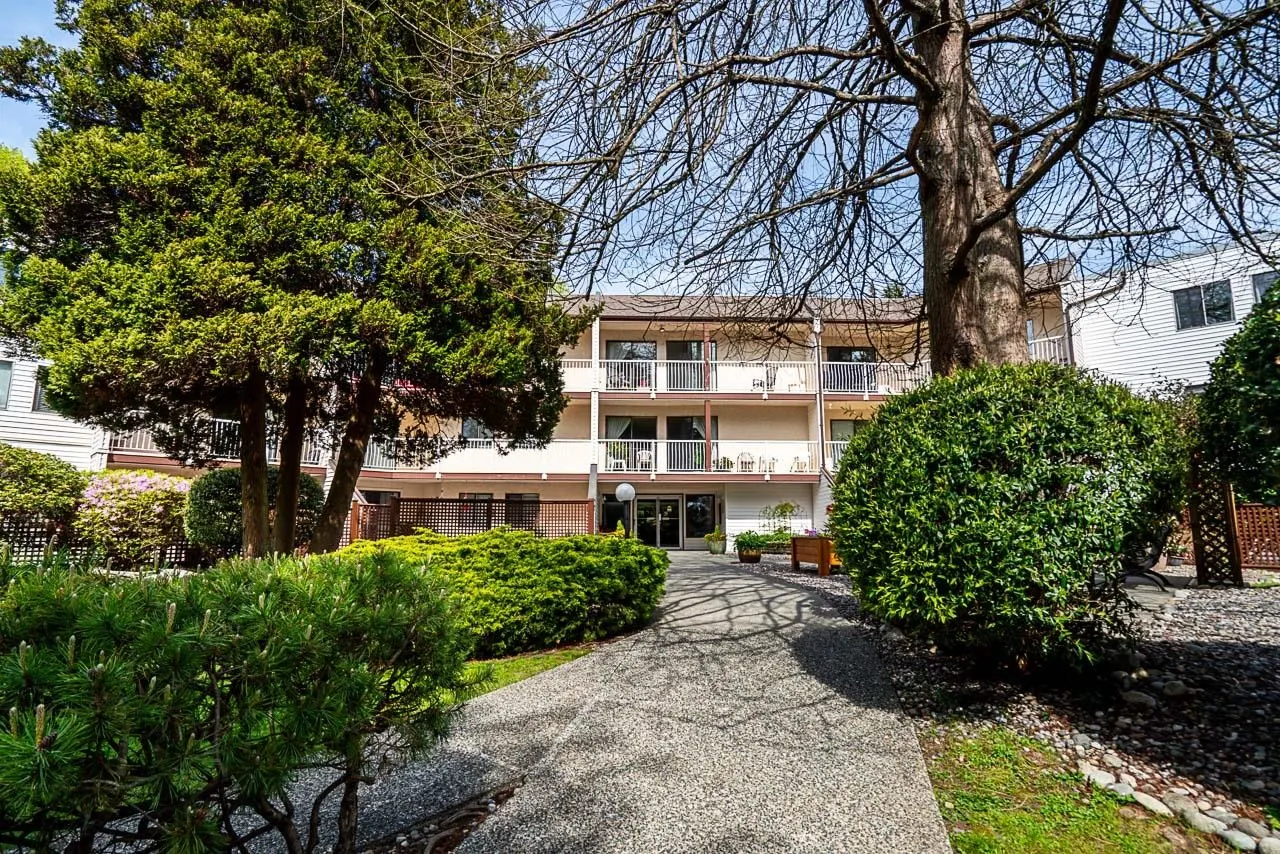 12890 17 Avenue #204