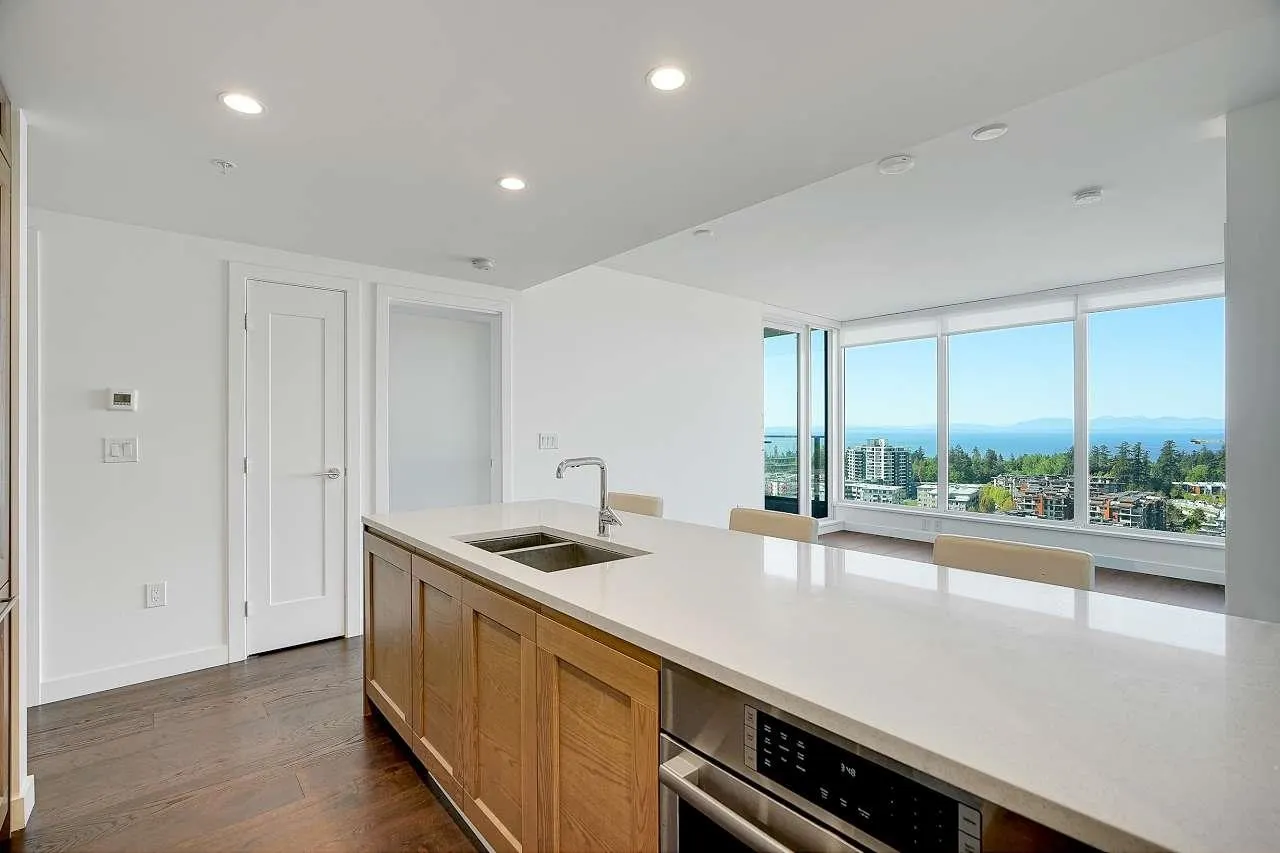 5629 Birney Avenue #2008