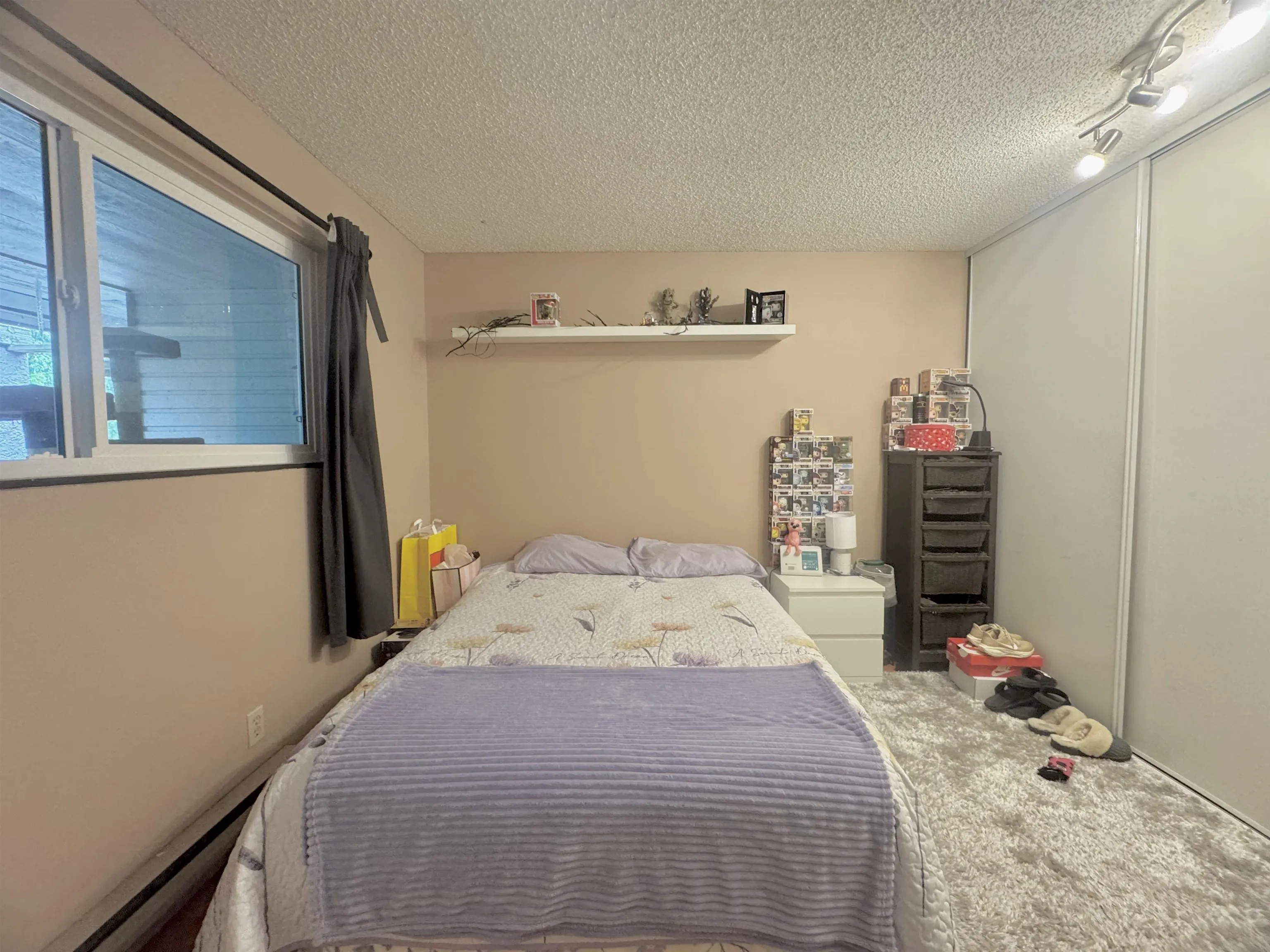 10589 Holly Park Lane