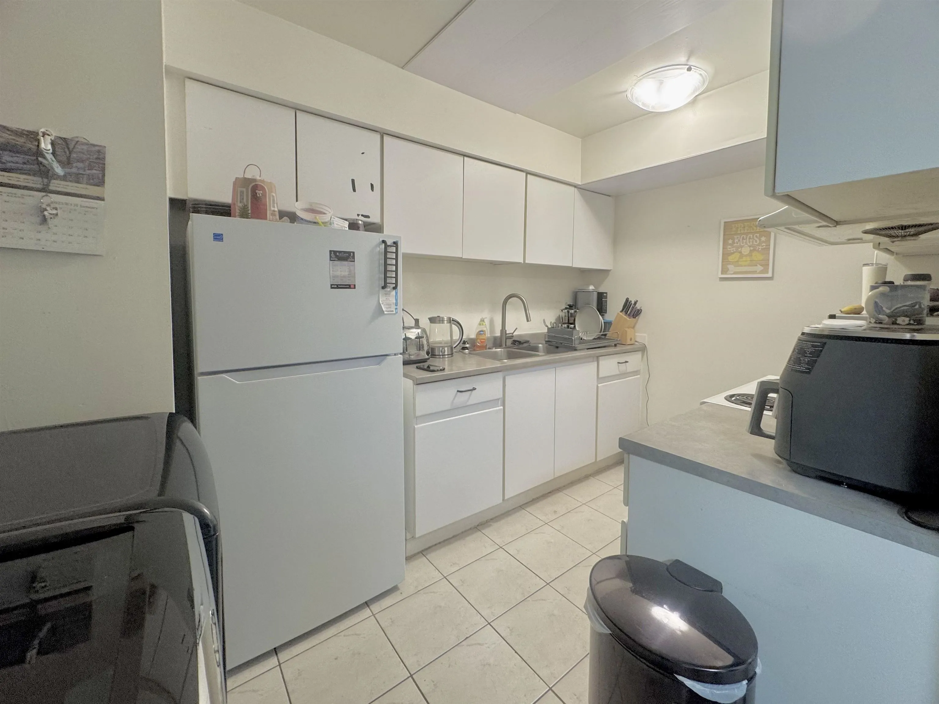 10589 Holly Park Lane