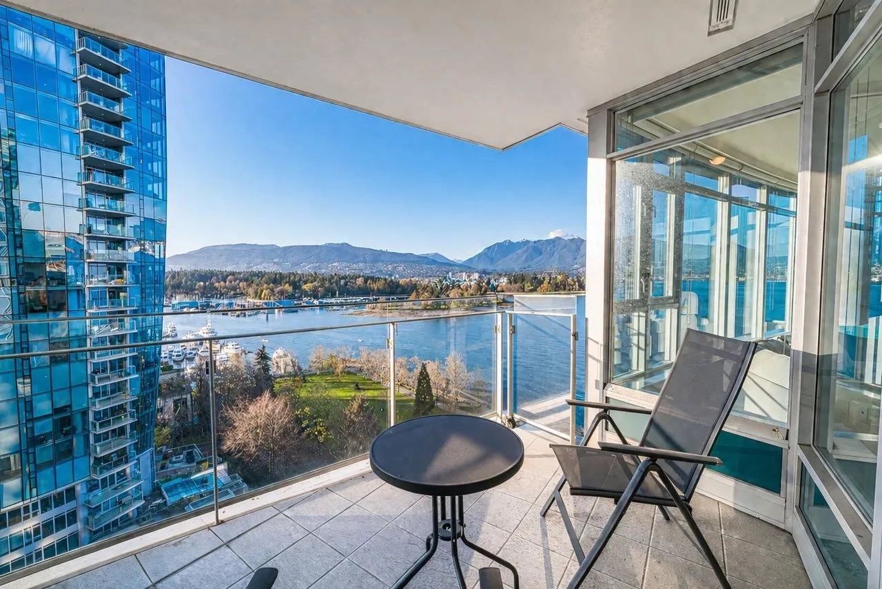 1233 W Cordova Street #1301