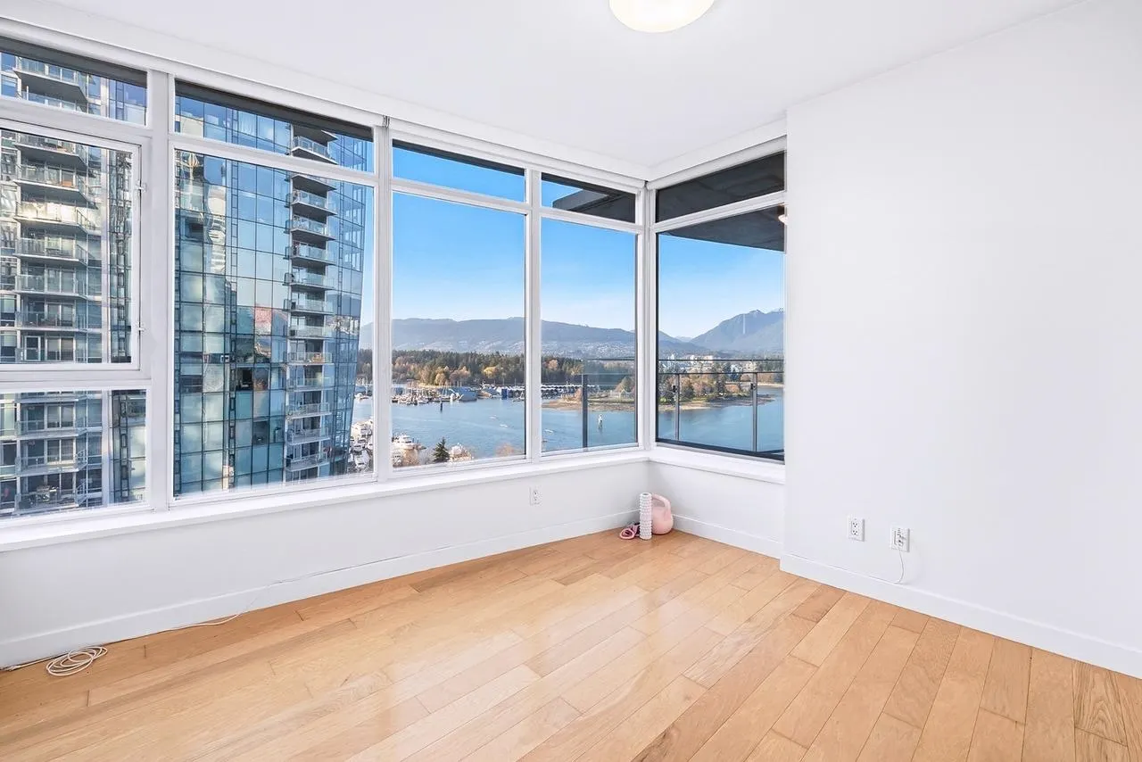 1233 W Cordova Street #1301