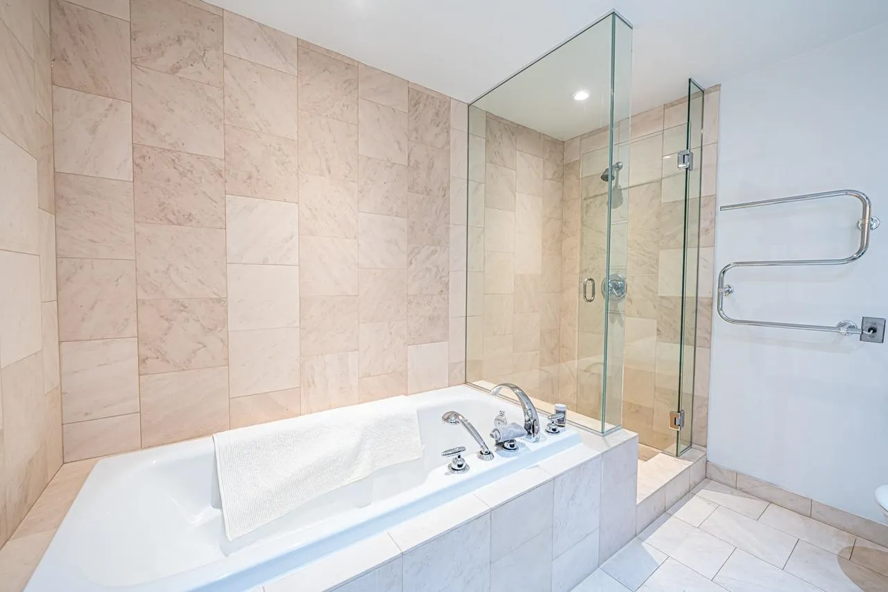 1233 W Cordova Street #1301