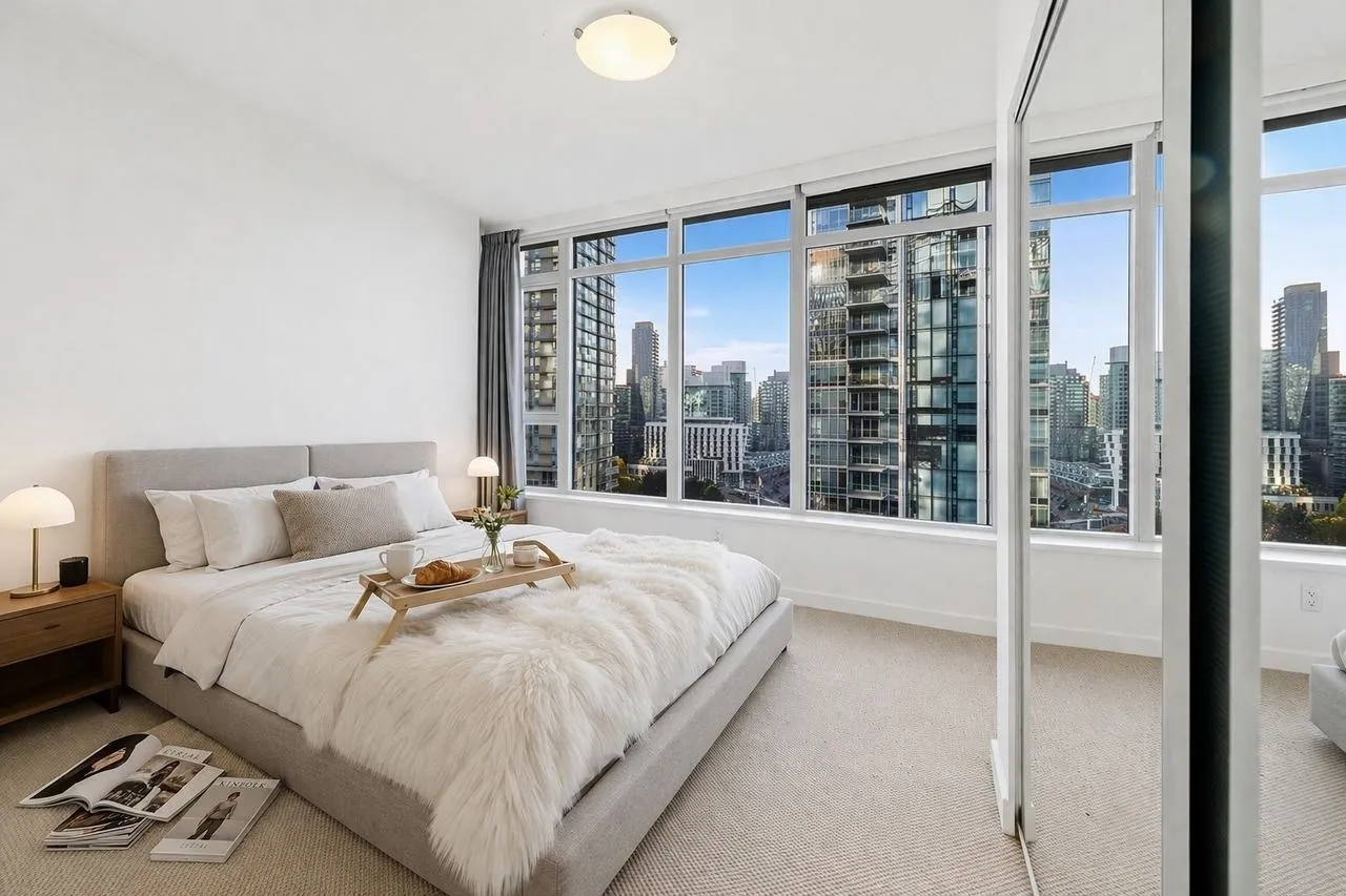 1233 W Cordova Street #1301