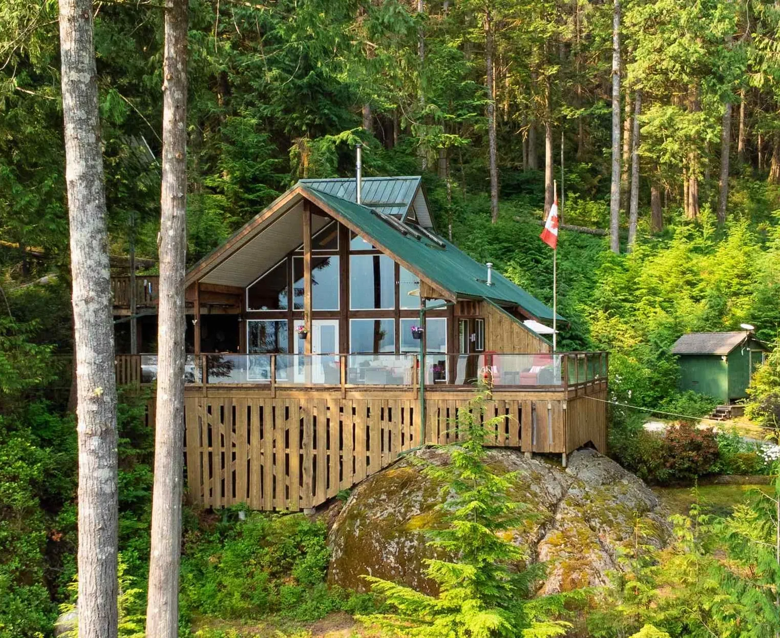 4 Christian Cove