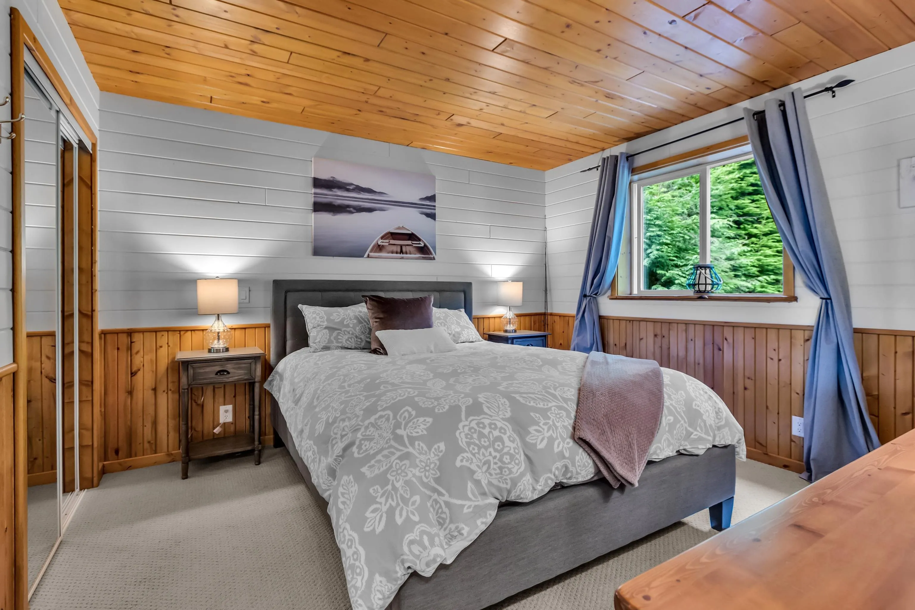 4 Christian Cove