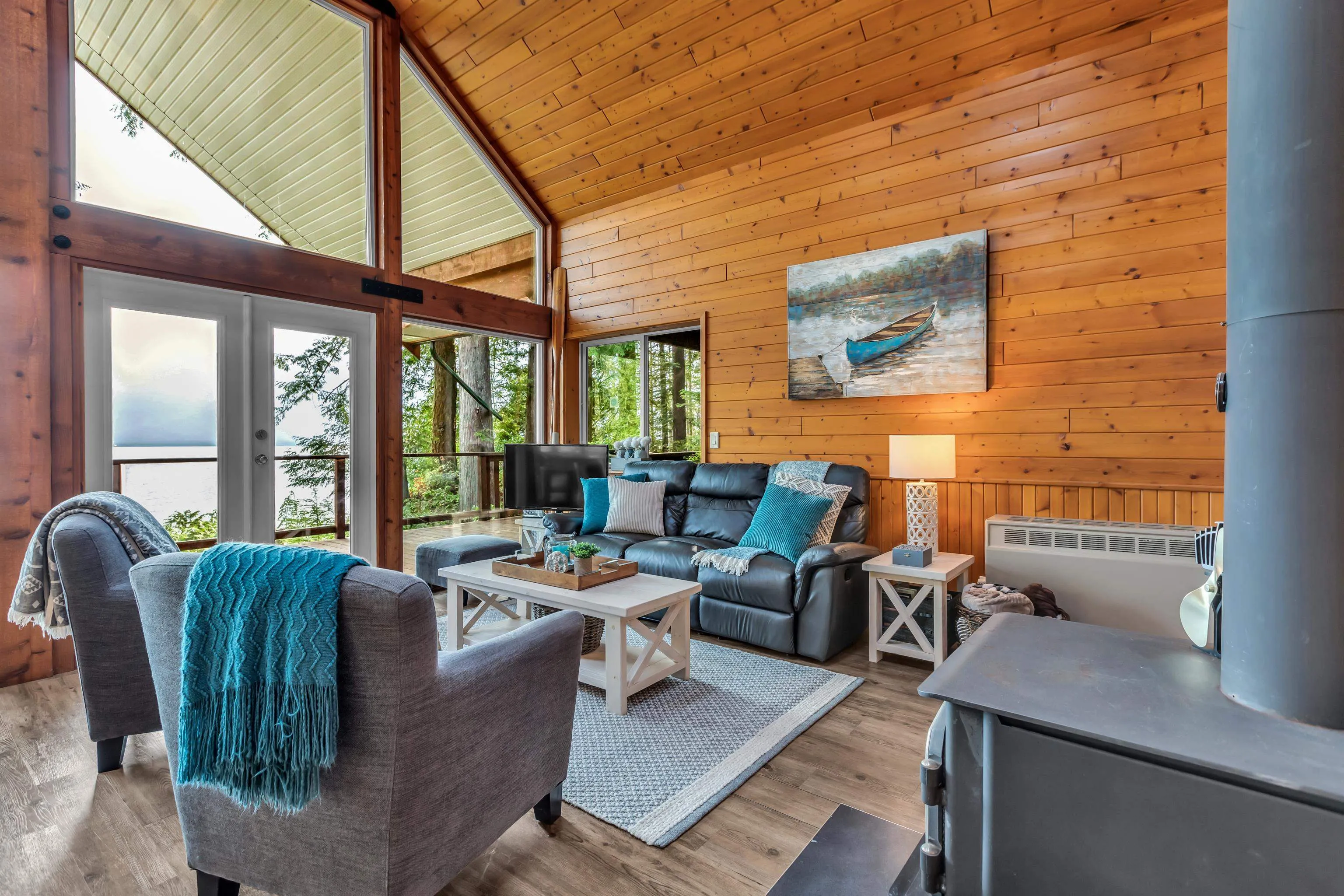 4 Christian Cove