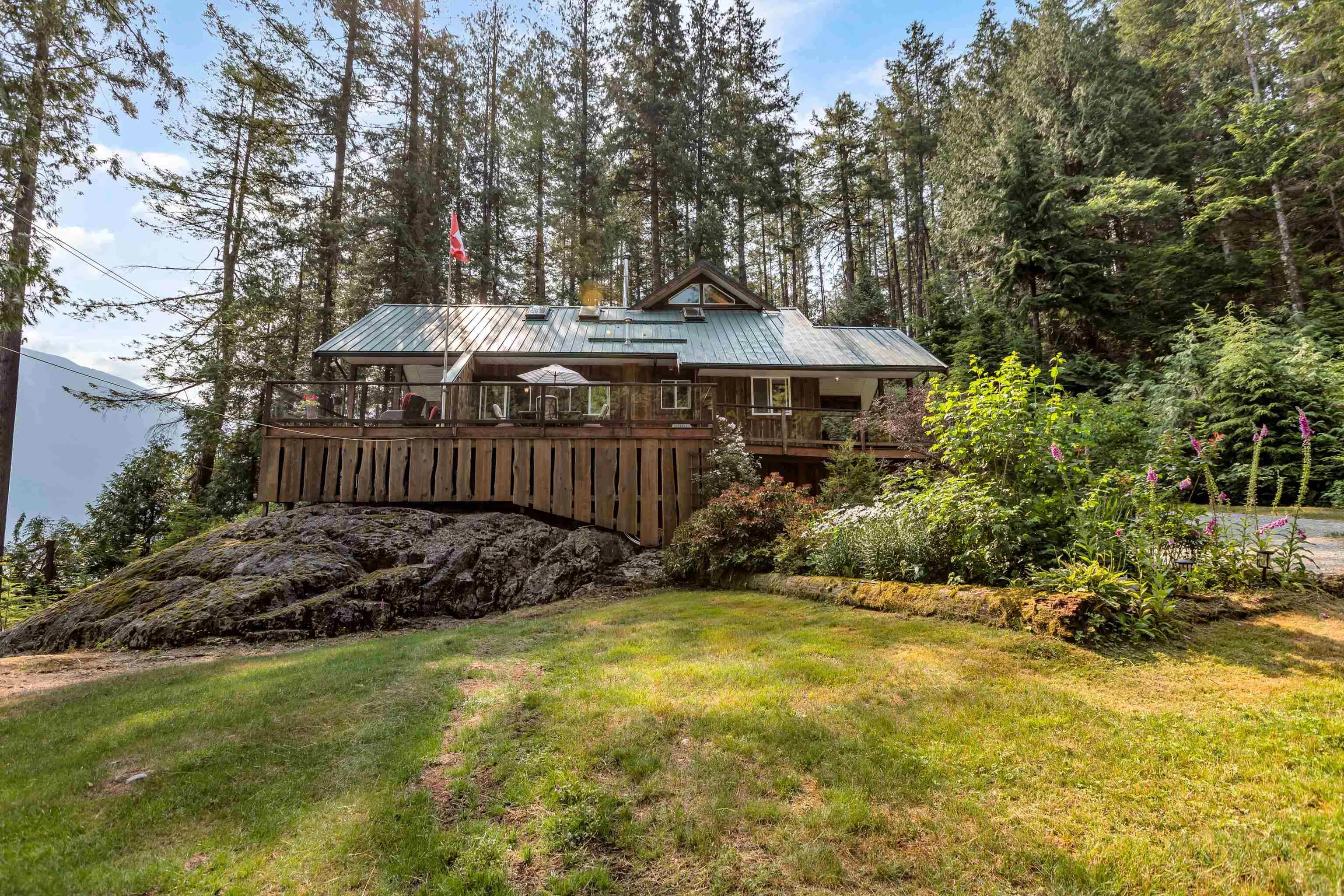 4 Christian Cove