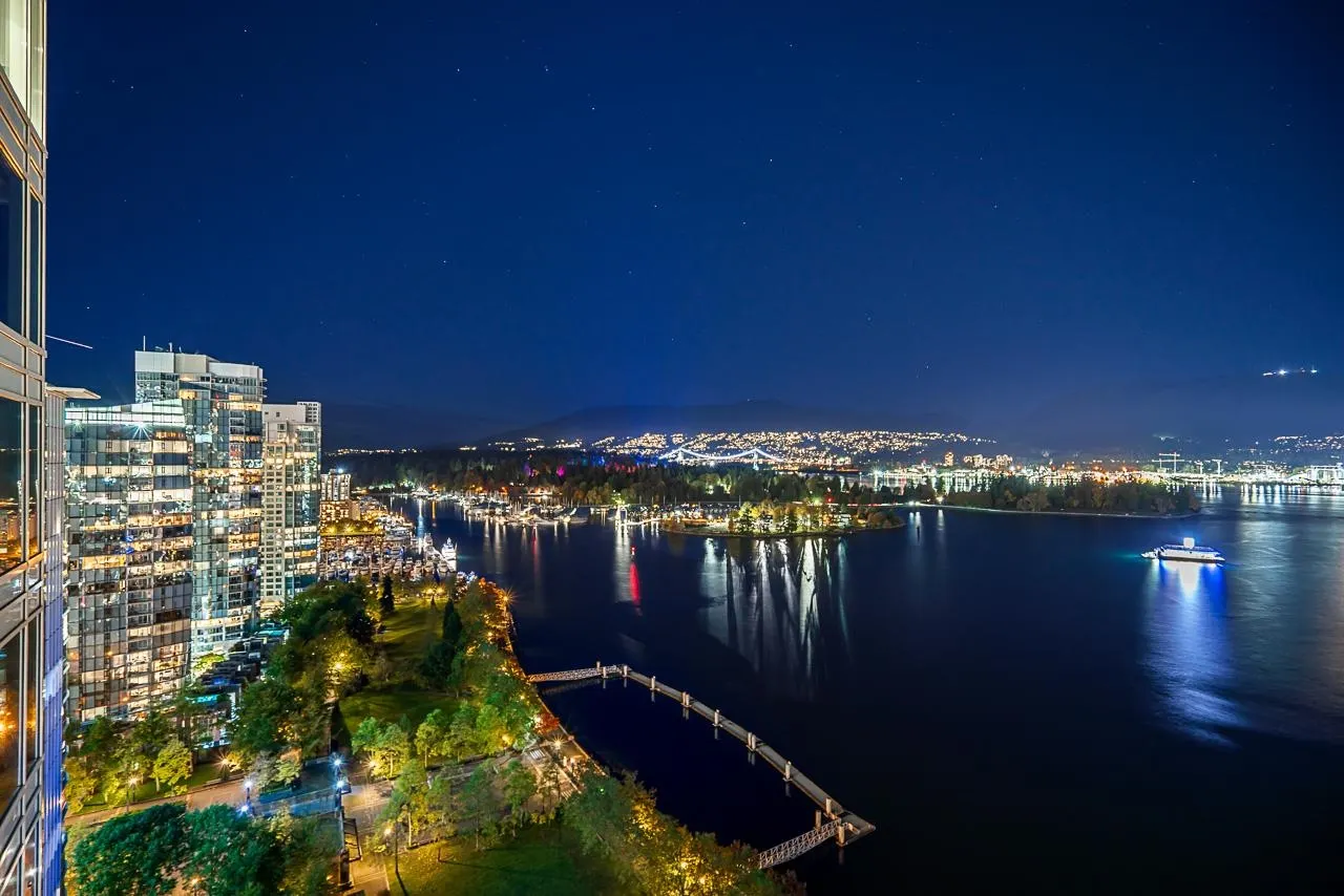 1139 W Cordova Street #2202