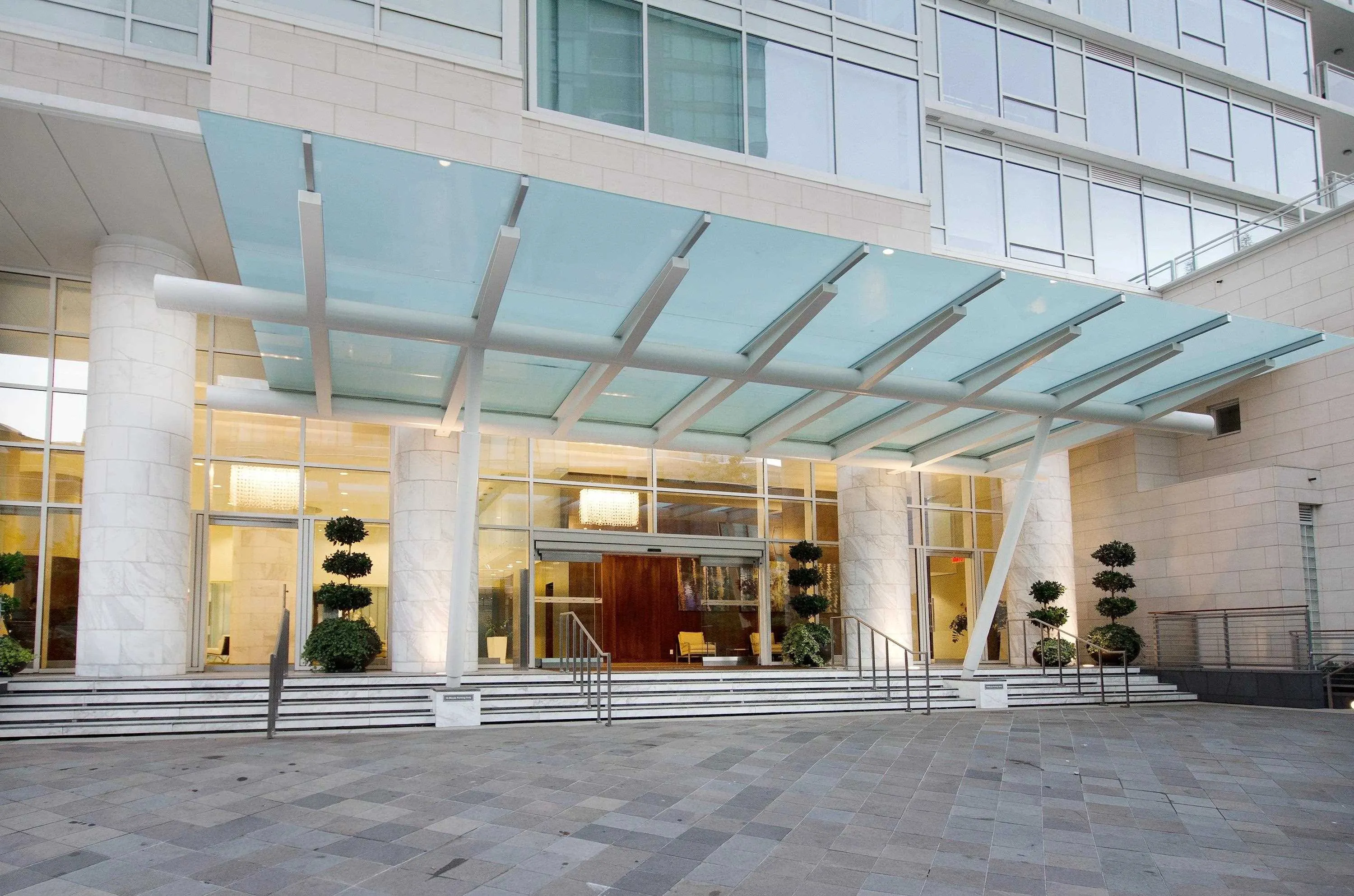 1139 W Cordova Street #2202