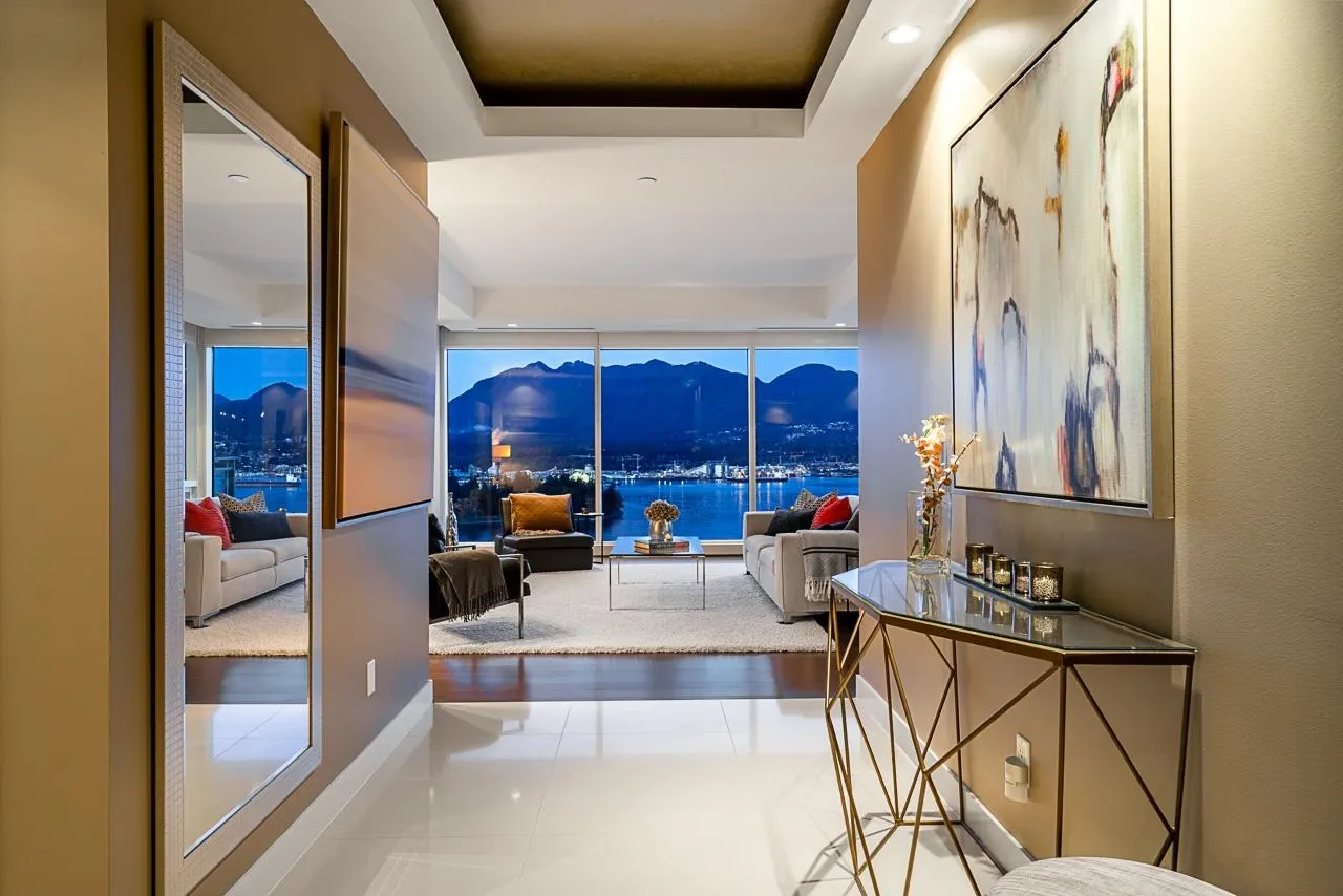 1139 W Cordova Street #2202