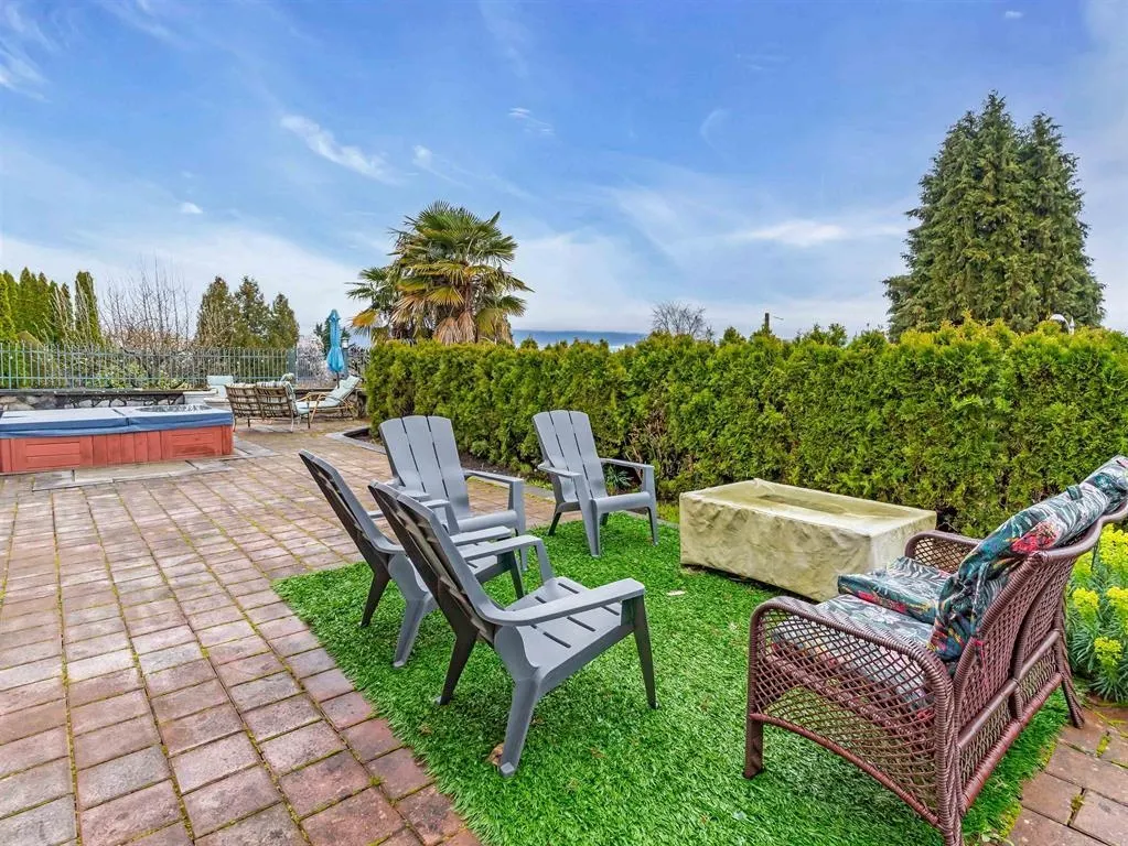 3705 Puget Drive