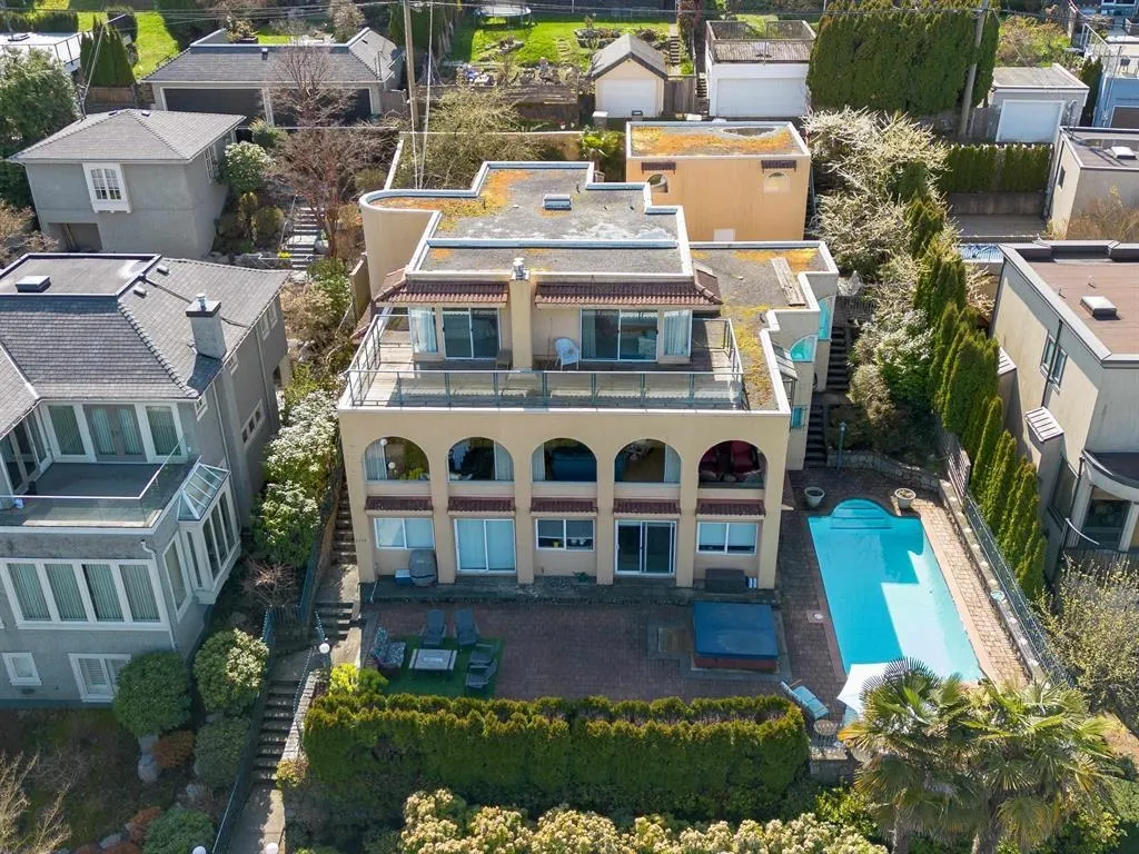 3705 Puget Drive