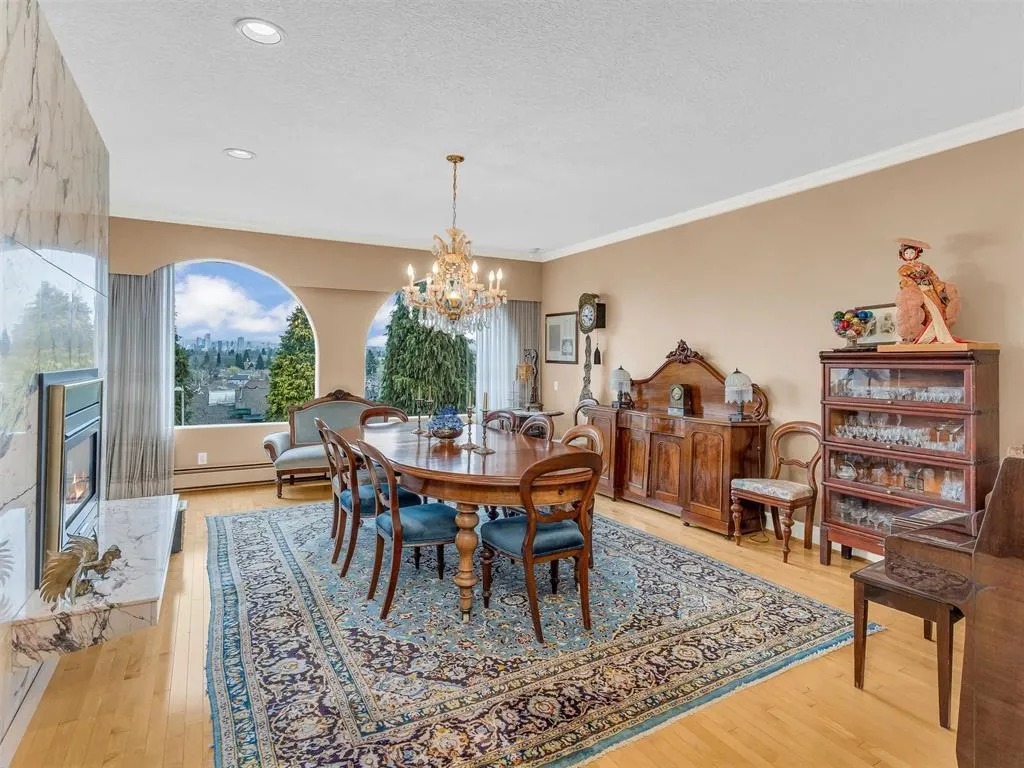 3705 Puget Drive