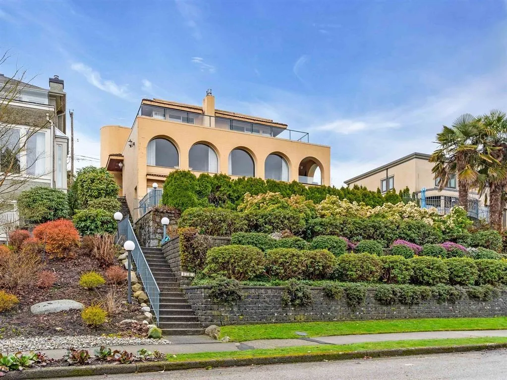 3705 Puget Drive