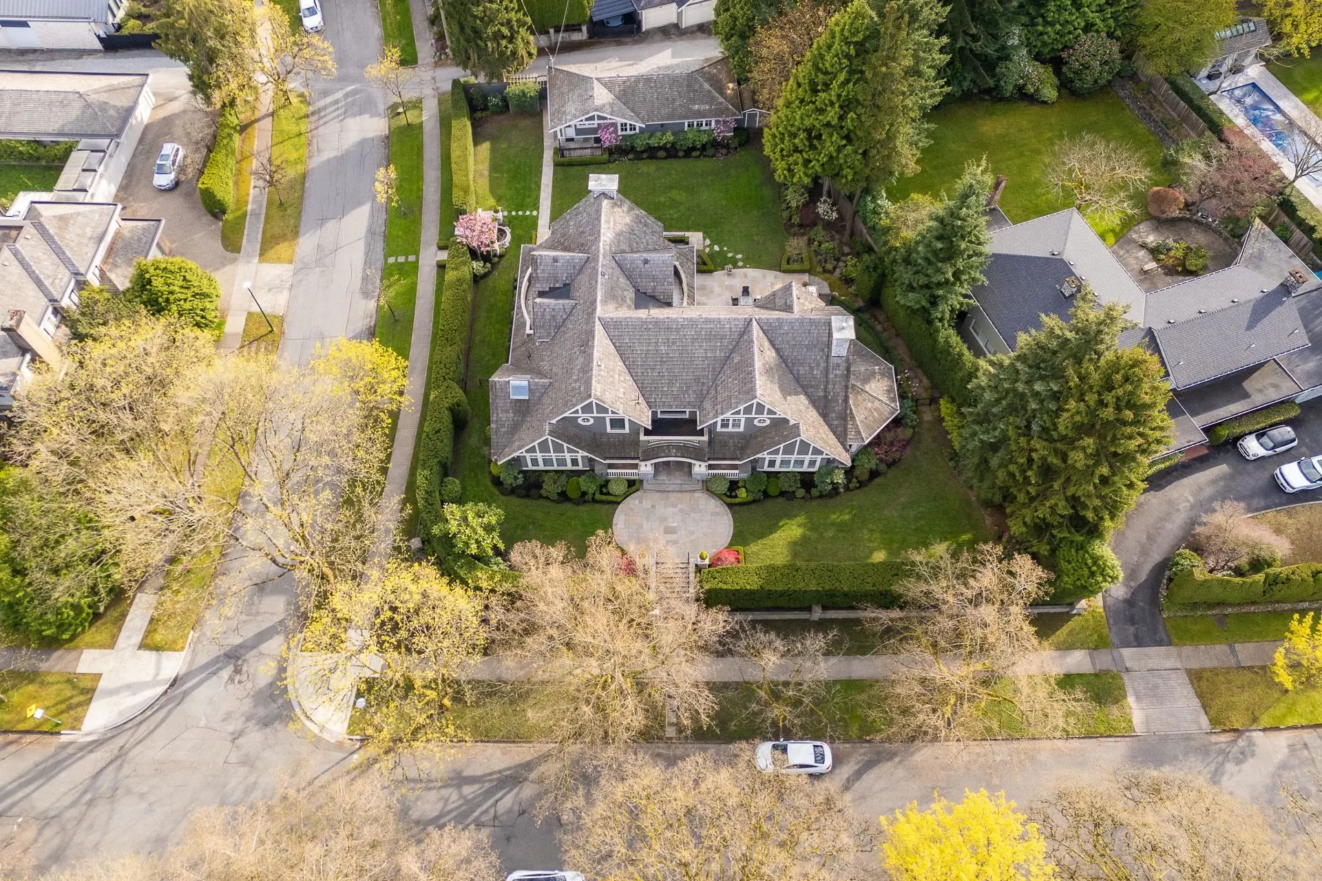 1316 Connaught Drive