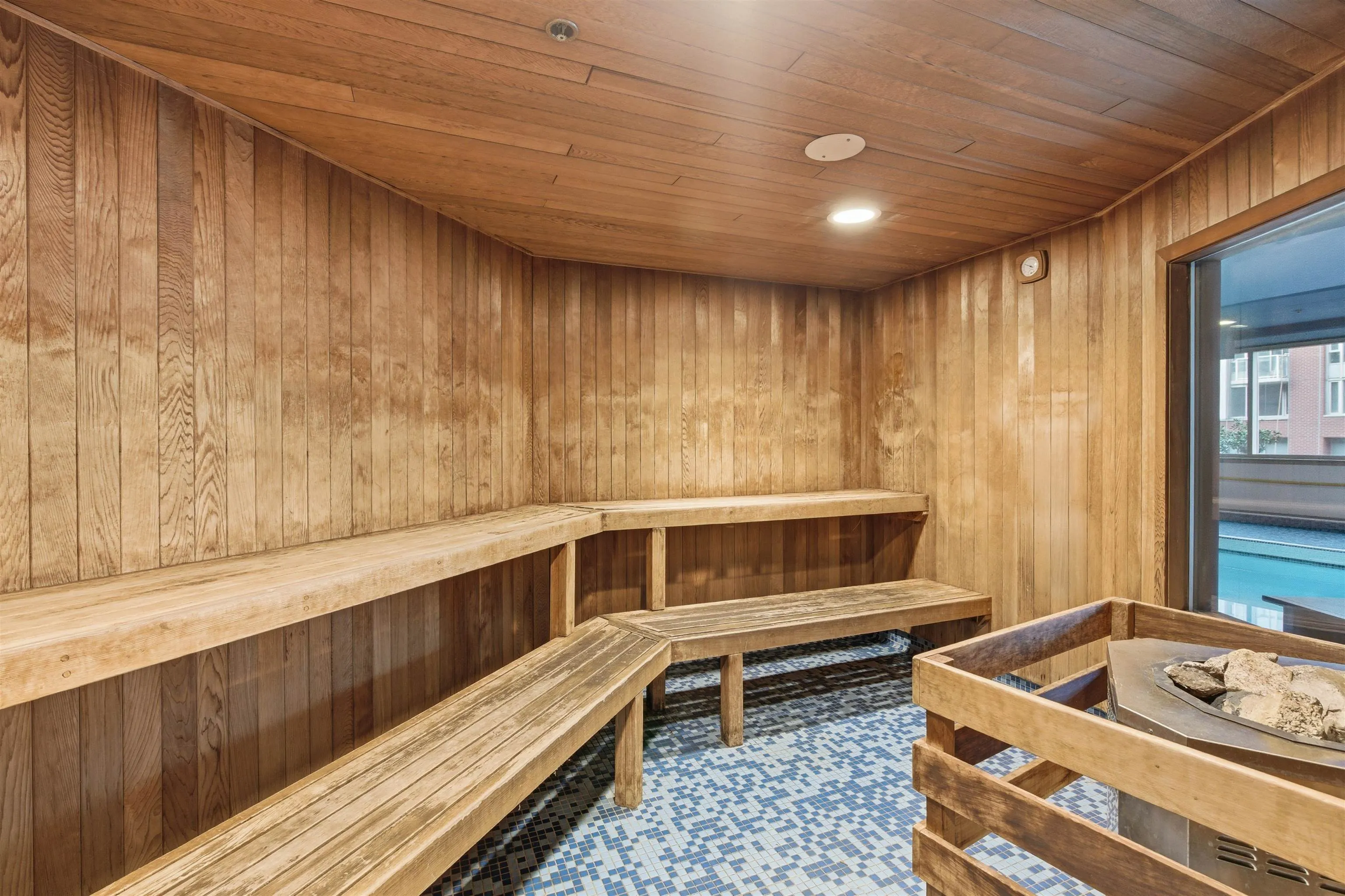 63 Keefer Place #2705