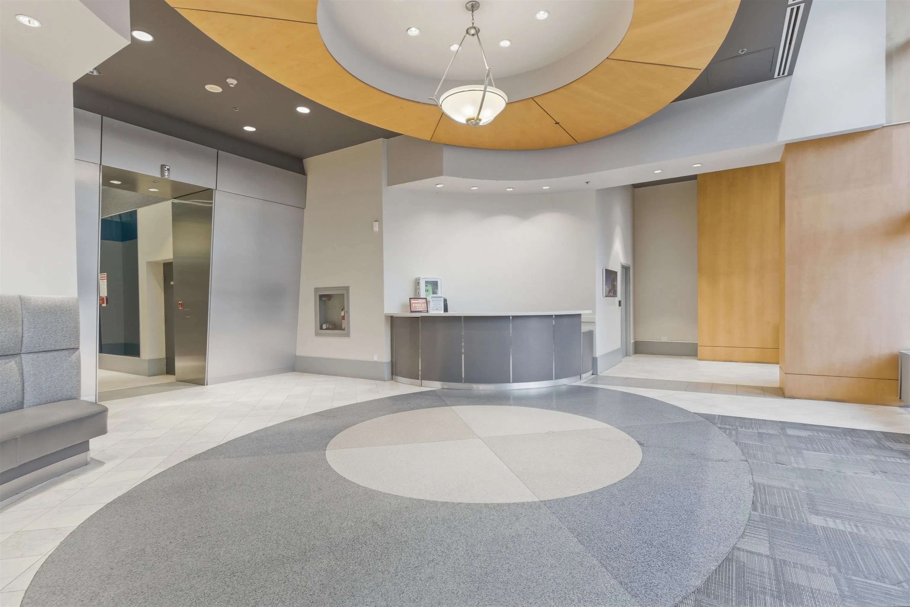 63 Keefer Place #2705