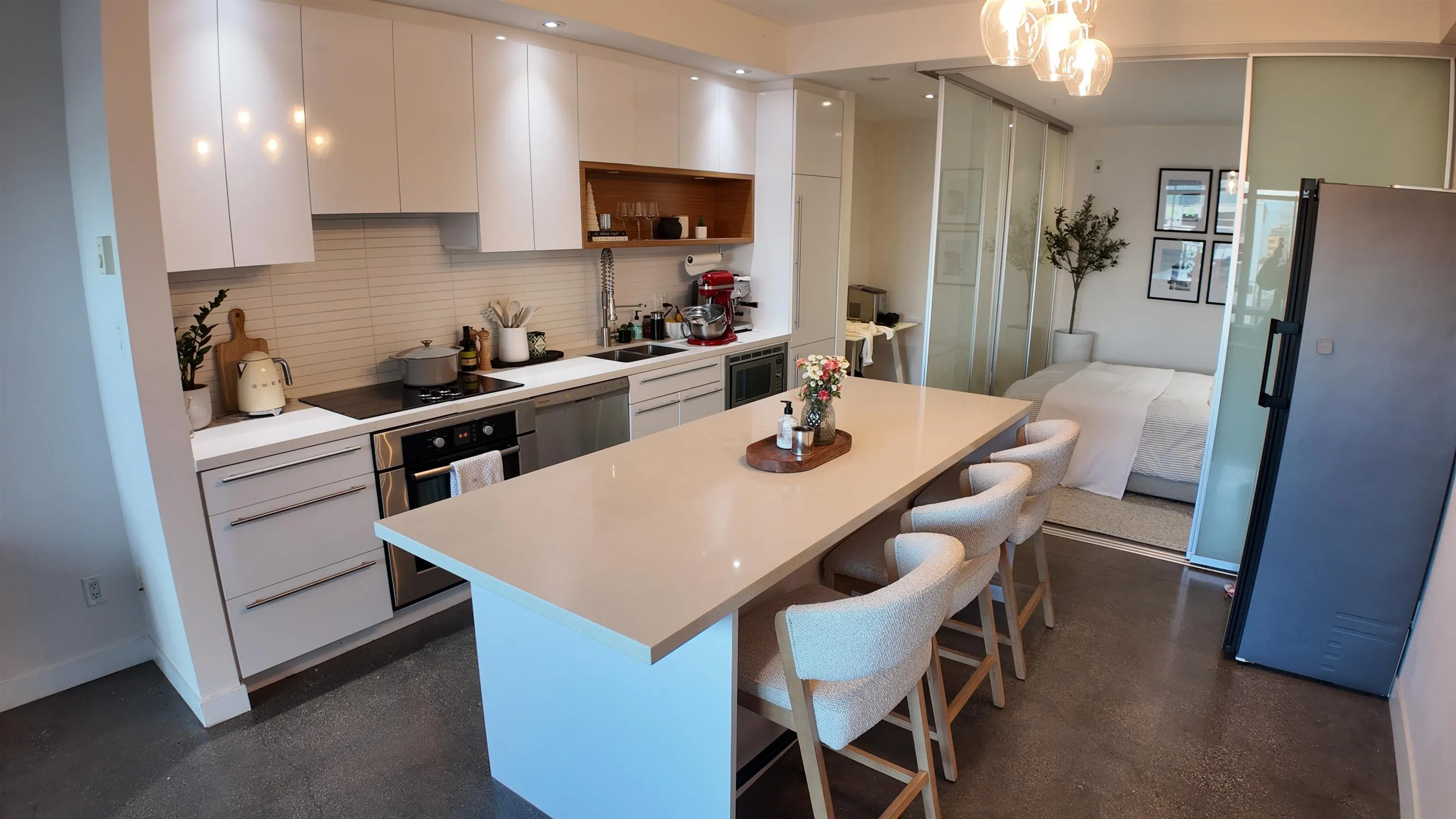 256 E 2nd Avenue #206