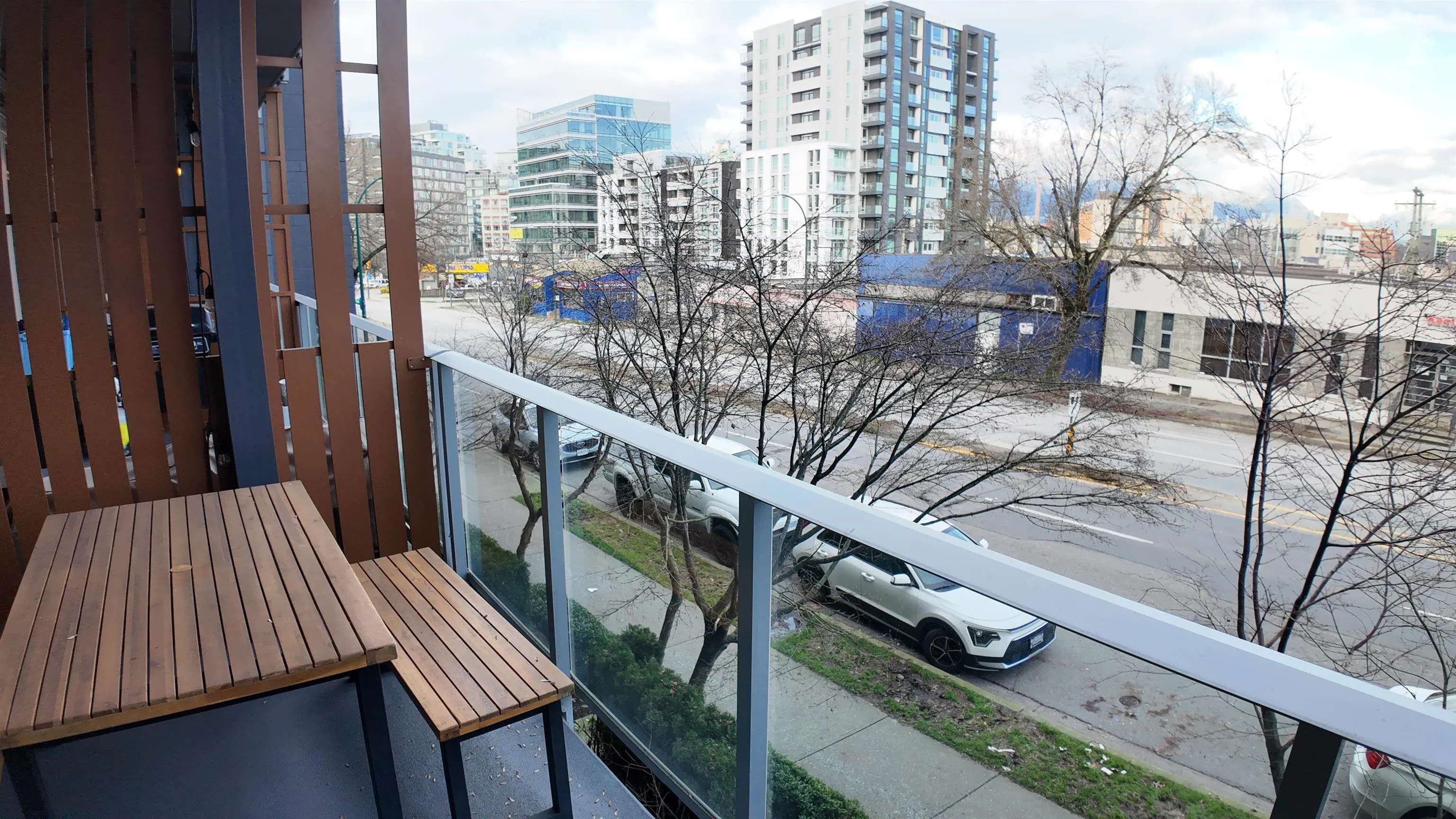 256 E 2nd Avenue #206