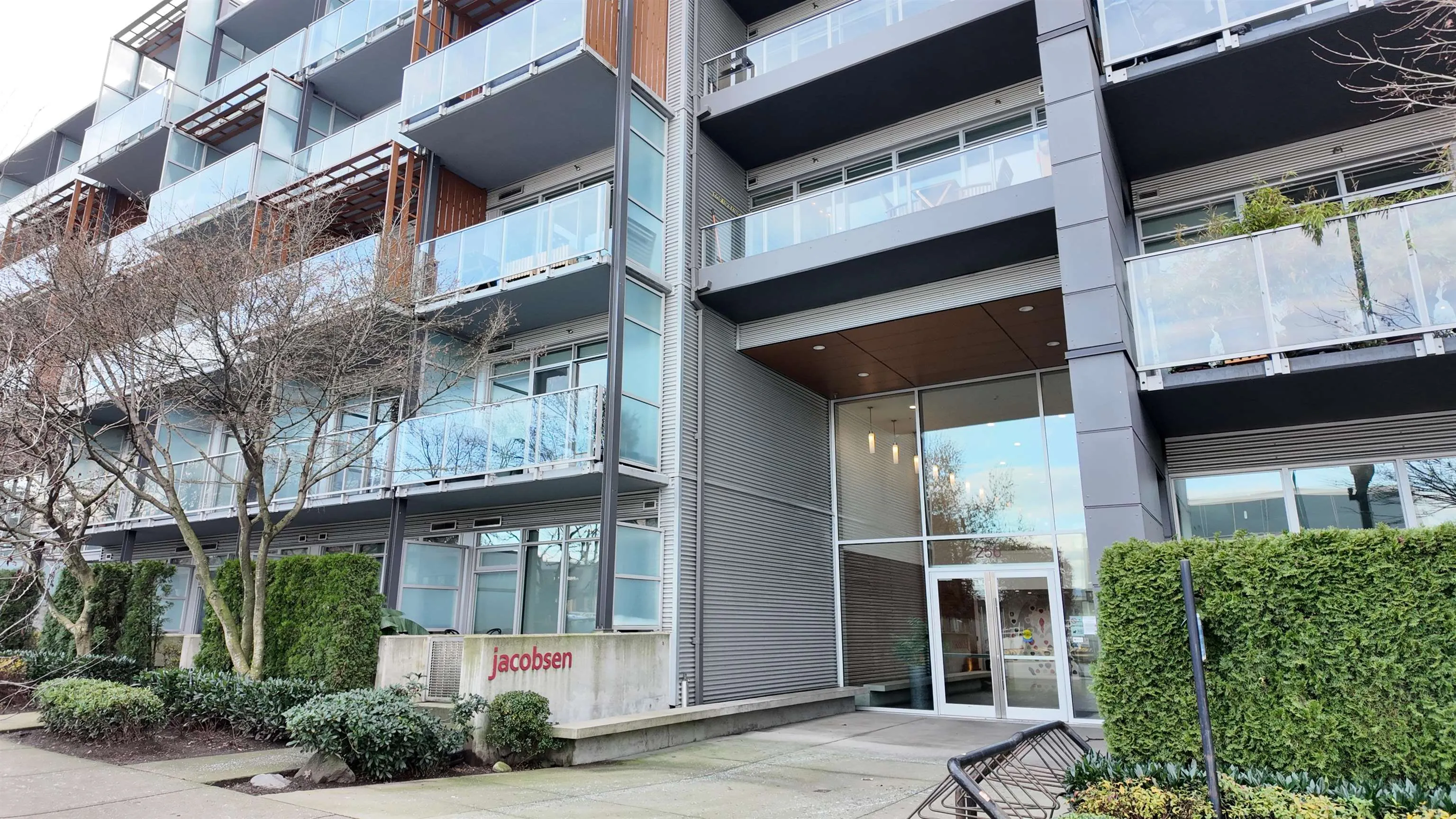 256 E 2nd Avenue #206