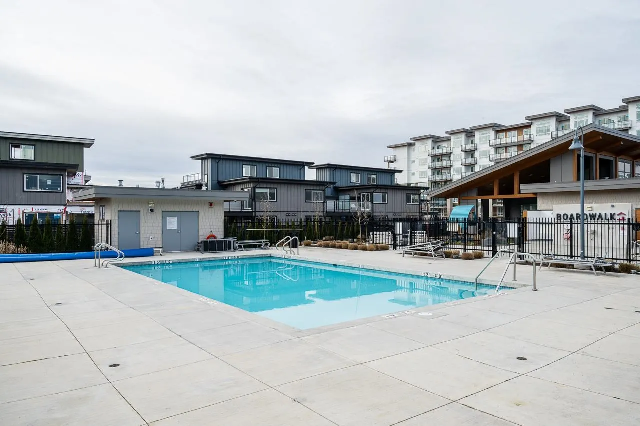 2431 Rabbit Drive #105