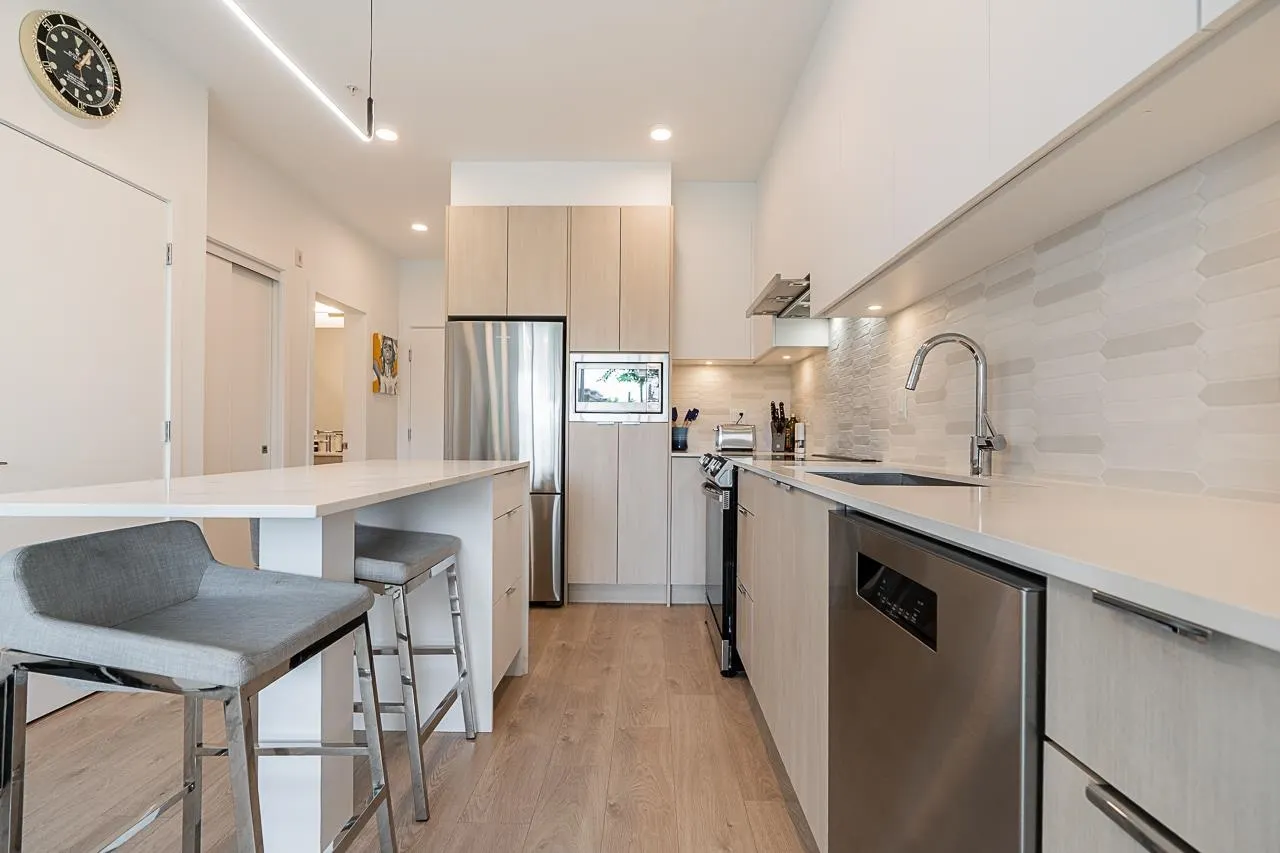 2431 Rabbit Drive #105