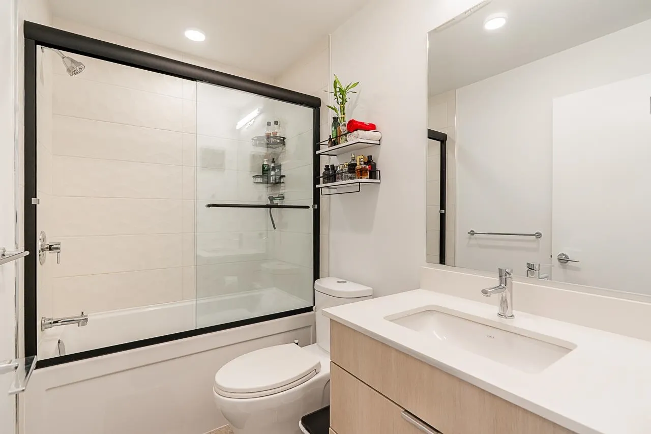 2431 Rabbit Drive #105