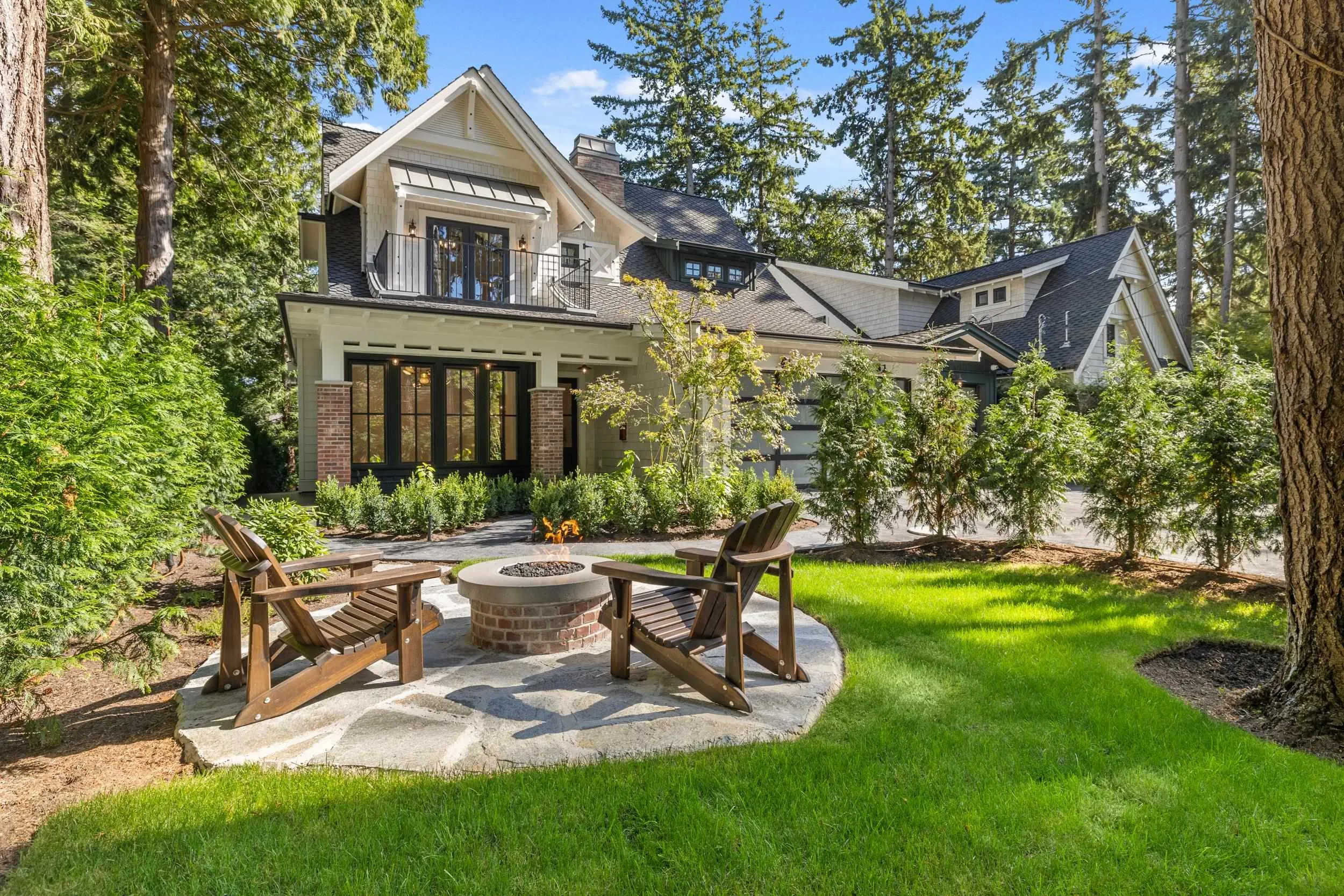2422 Christopherson Road