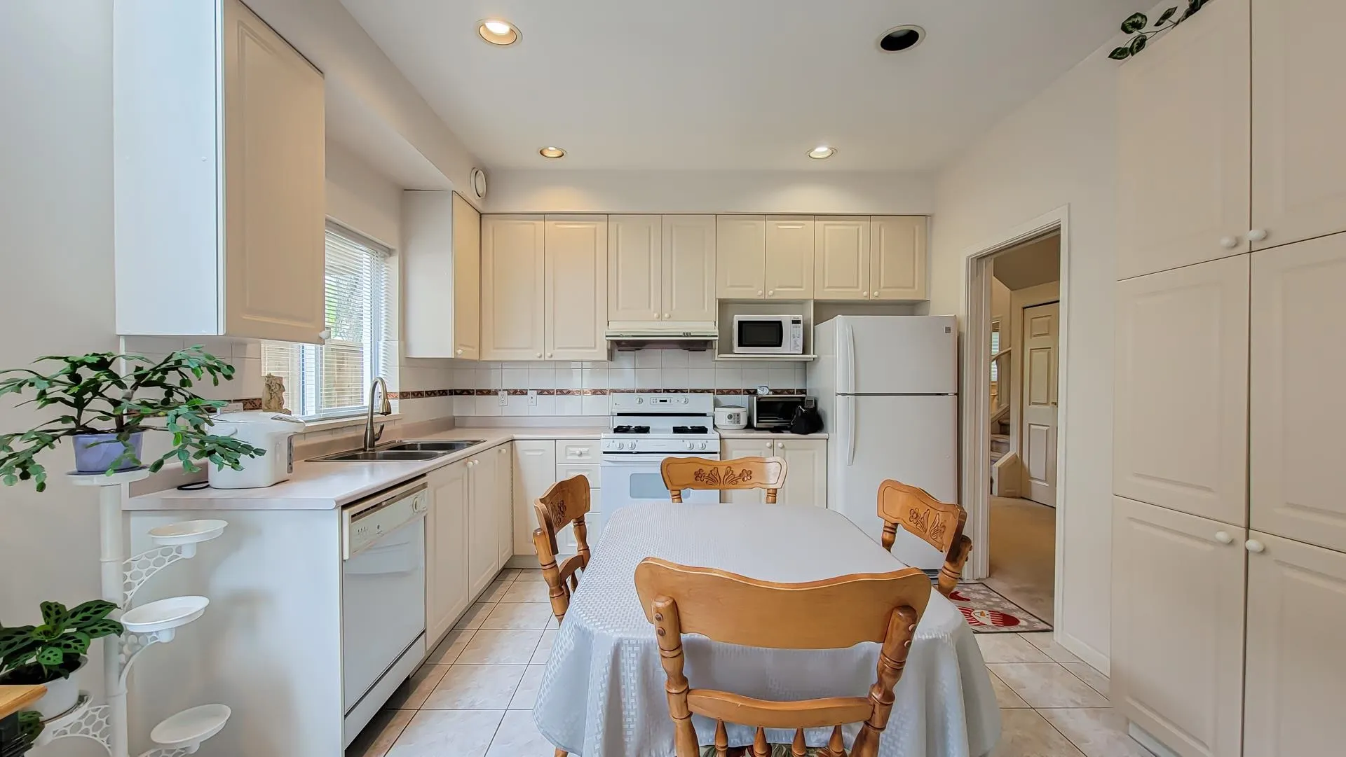 8060 St. Albans Road #10
