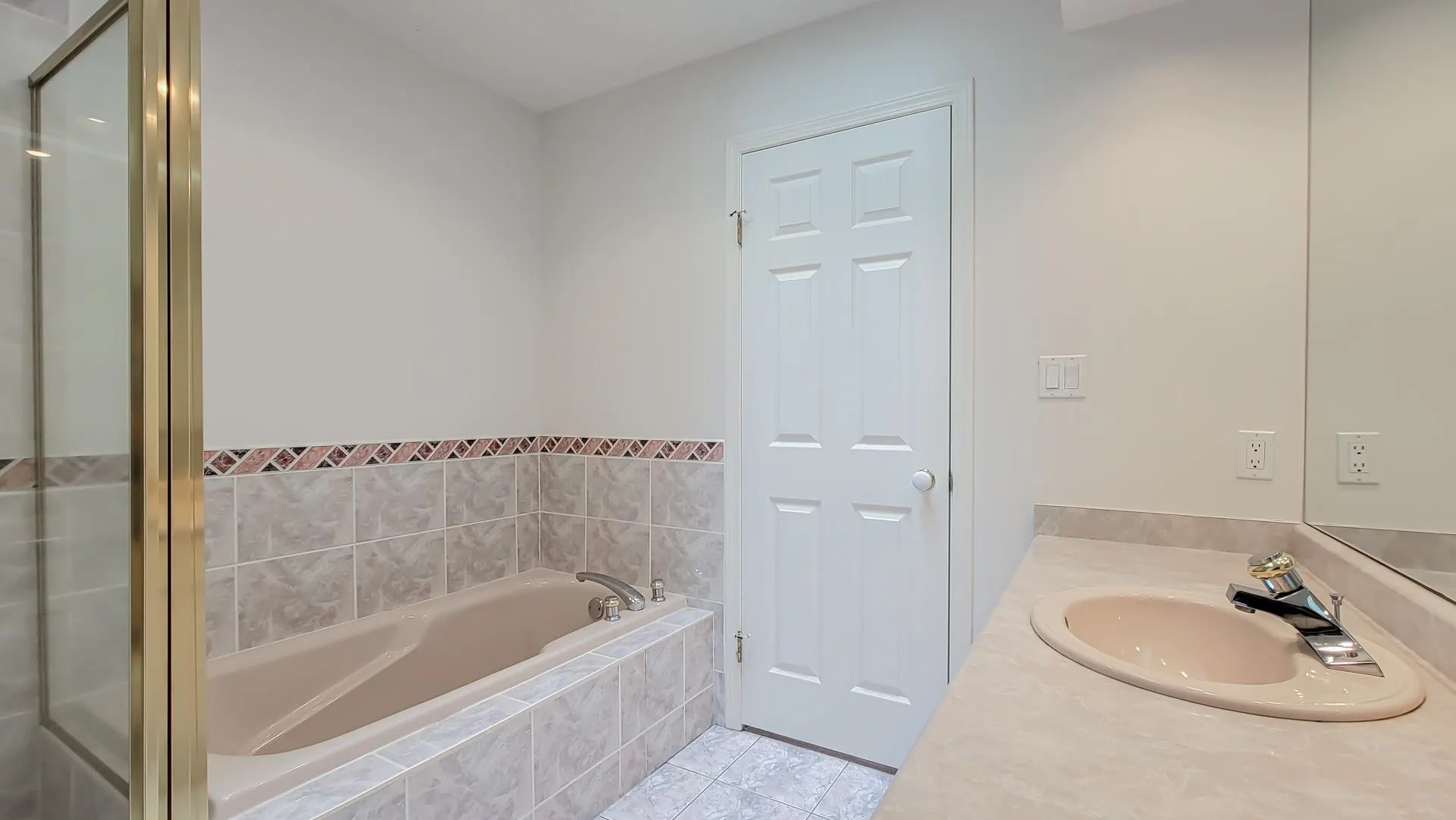 8060 St. Albans Road #10