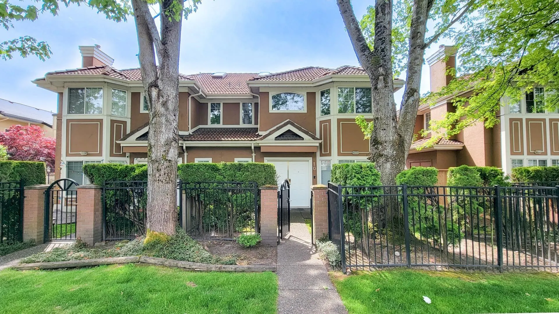 8060 St. Albans Road #10
