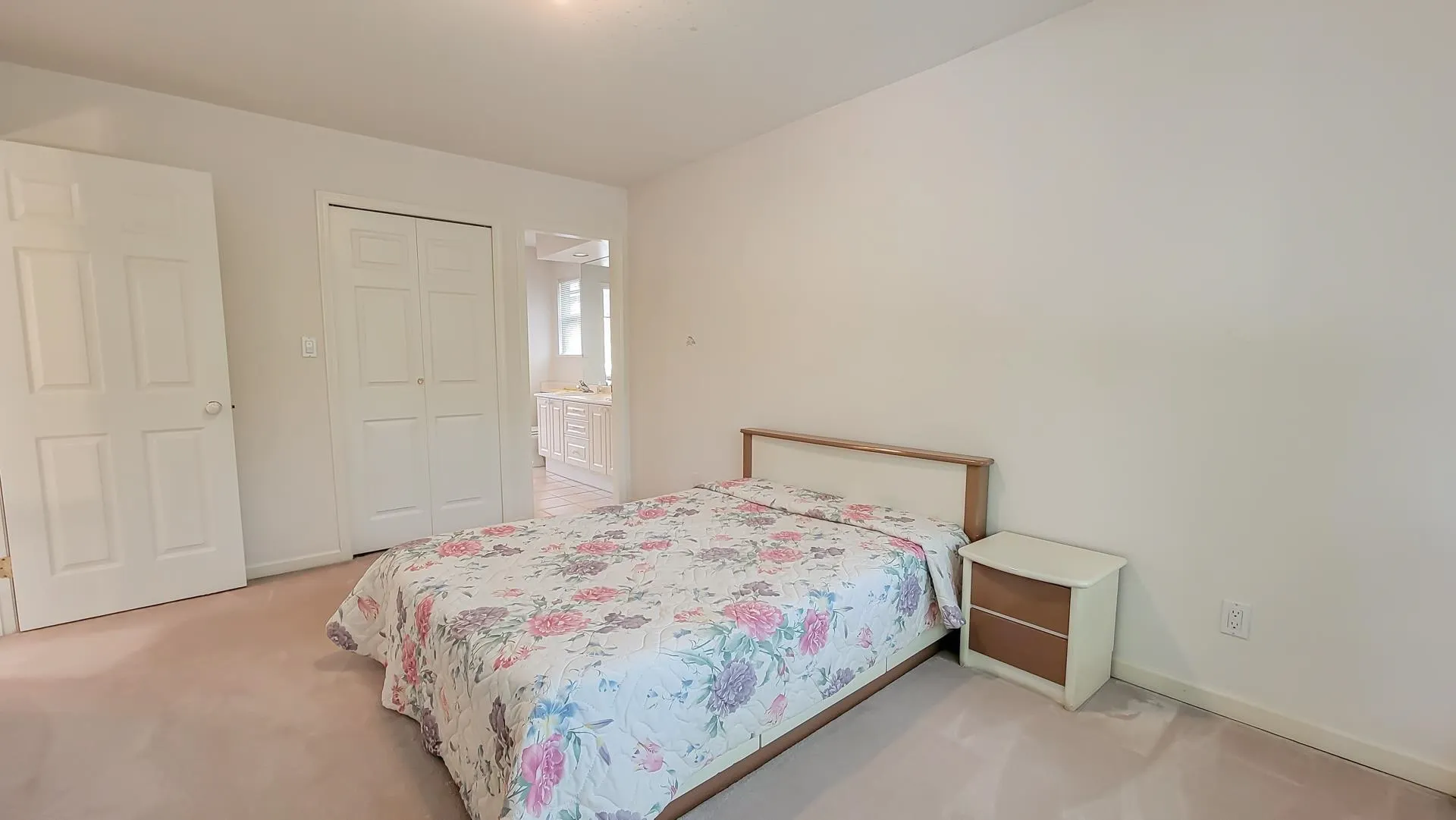 8060 St. Albans Road #10