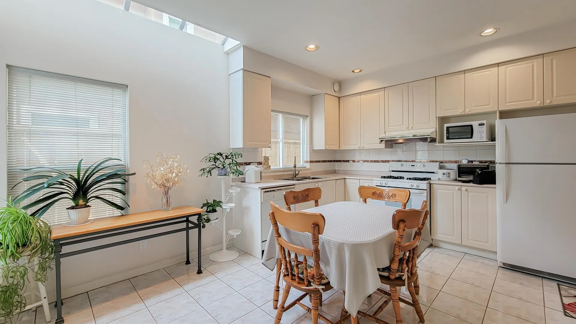 8060 St. Albans Road #10