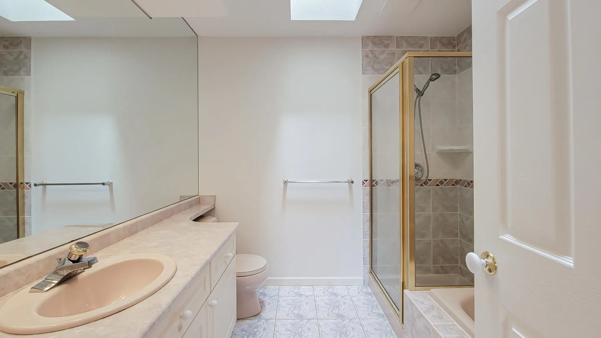 8060 St. Albans Road #10