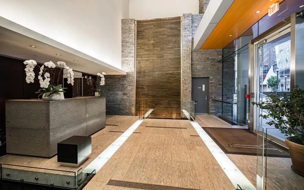 1077 W Cordova Street #PH4201