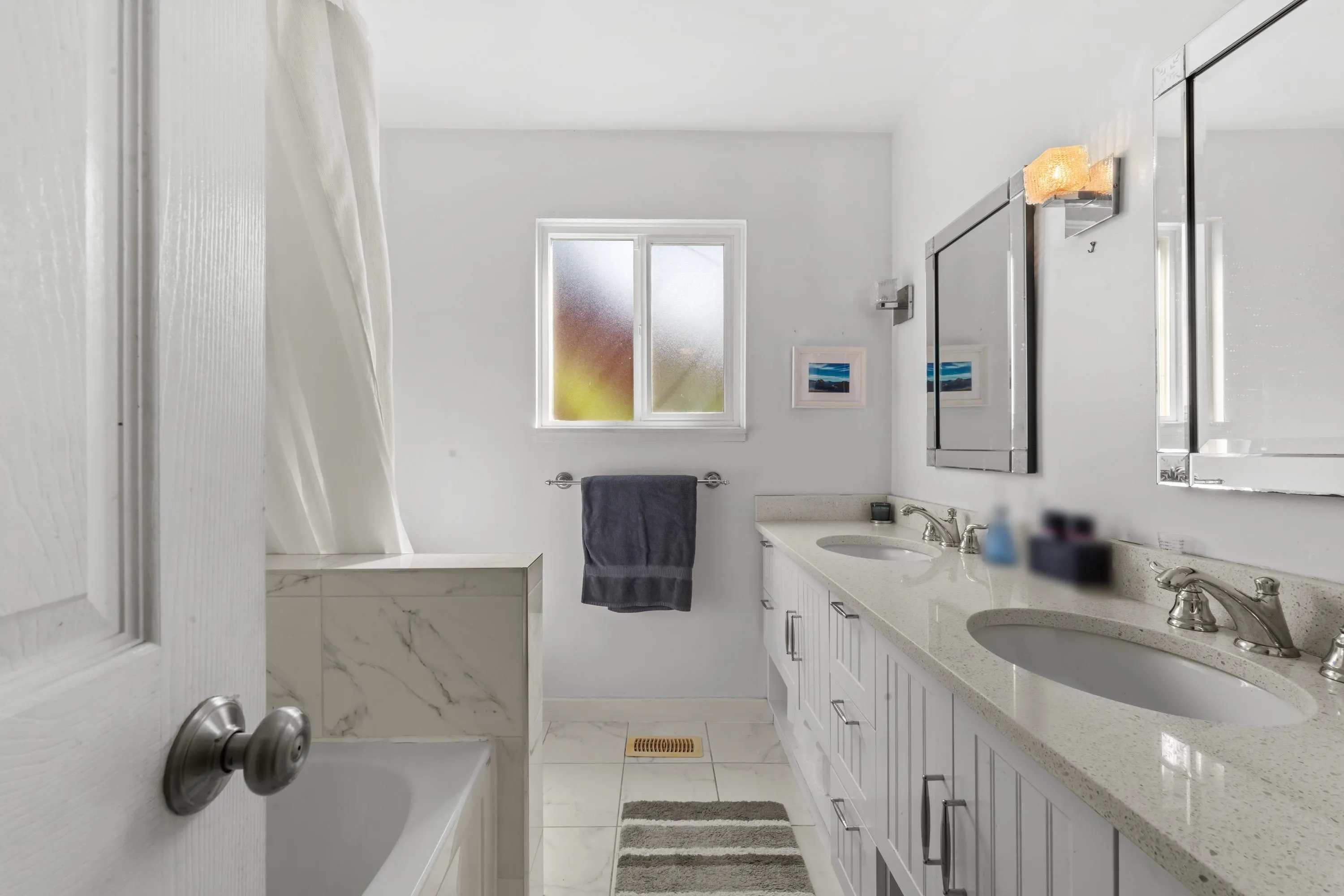 5265 Belair Crescent
