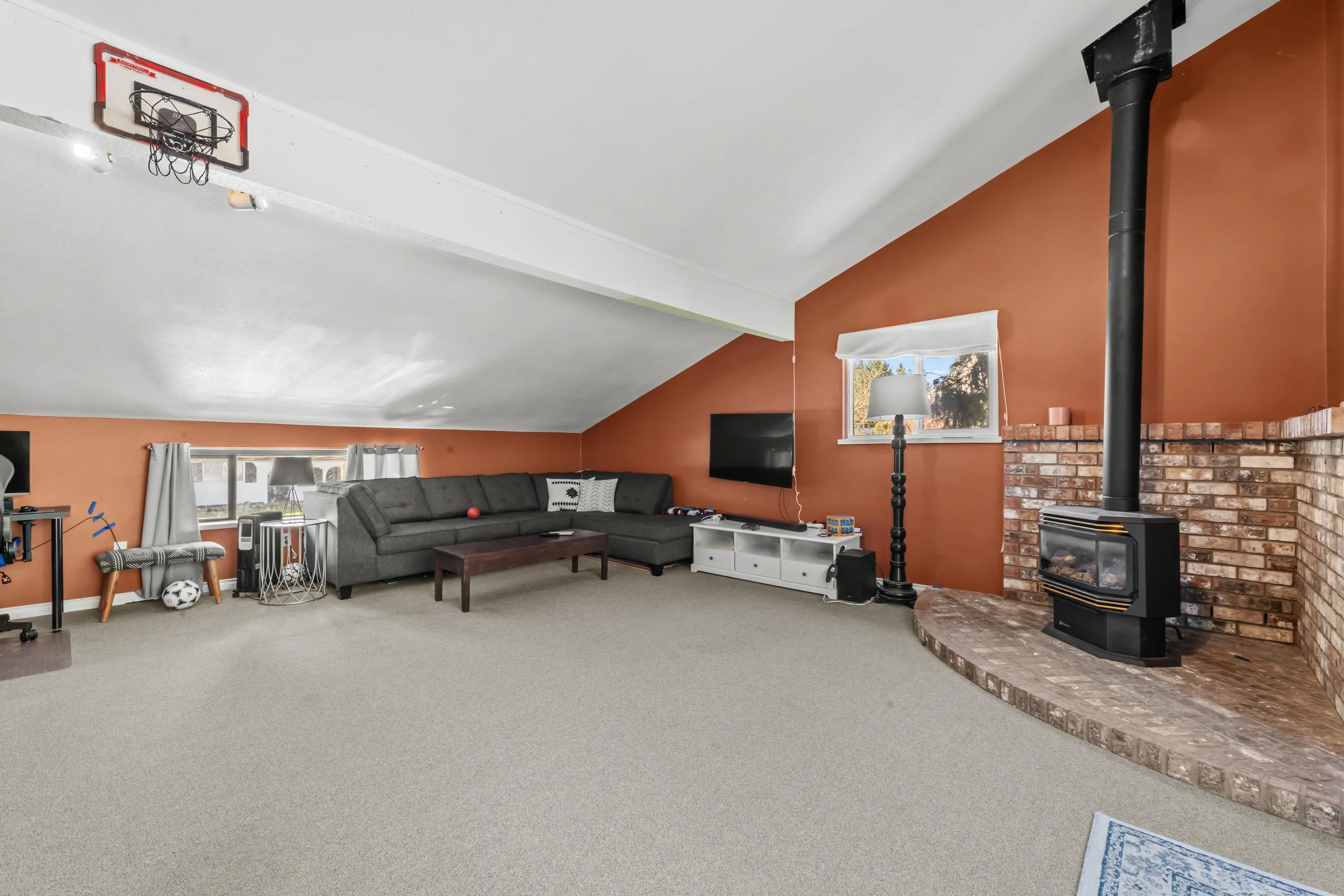 5265 Belair Crescent
