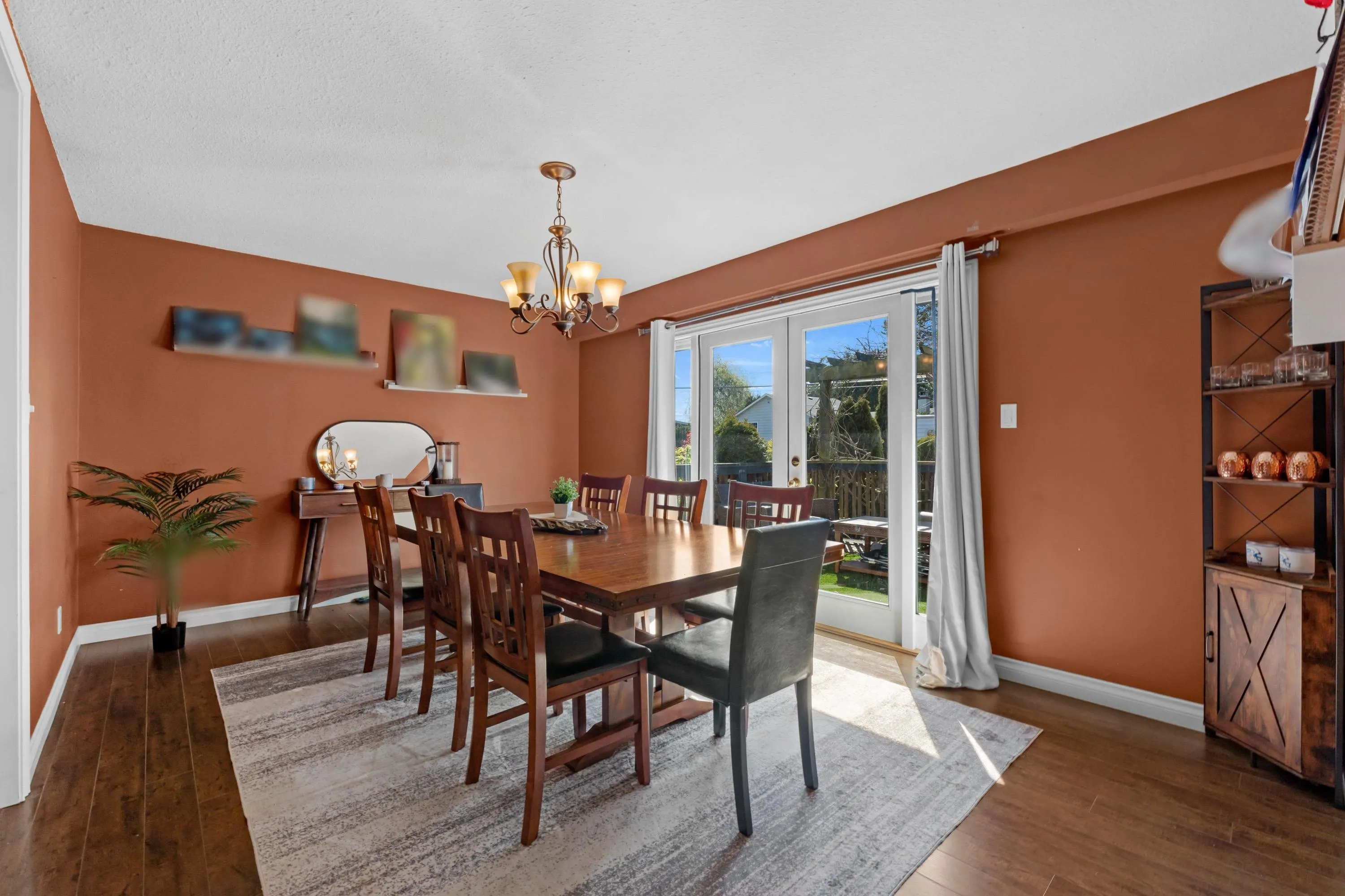 5265 Belair Crescent