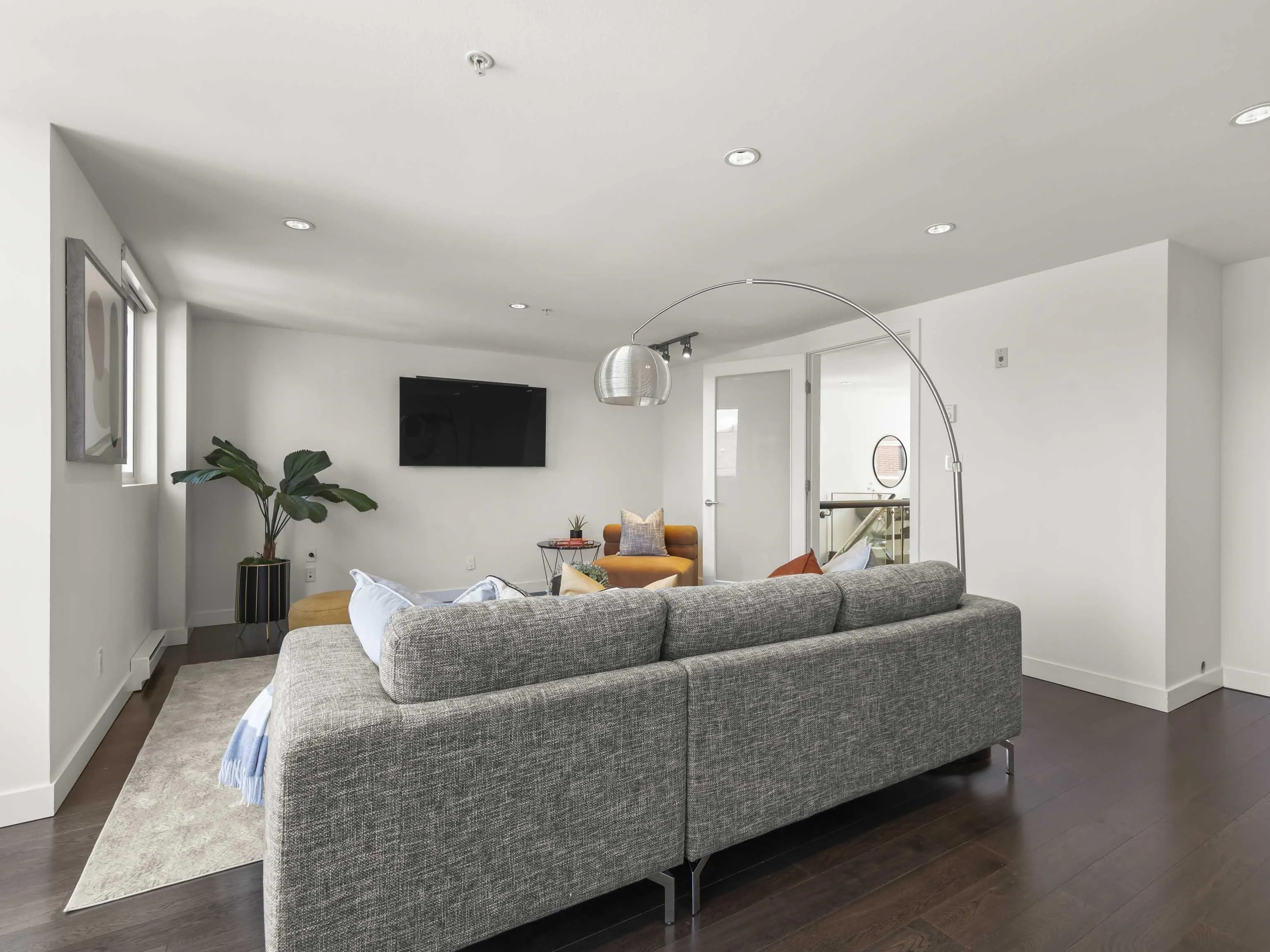 1961 Collingwood Street #215