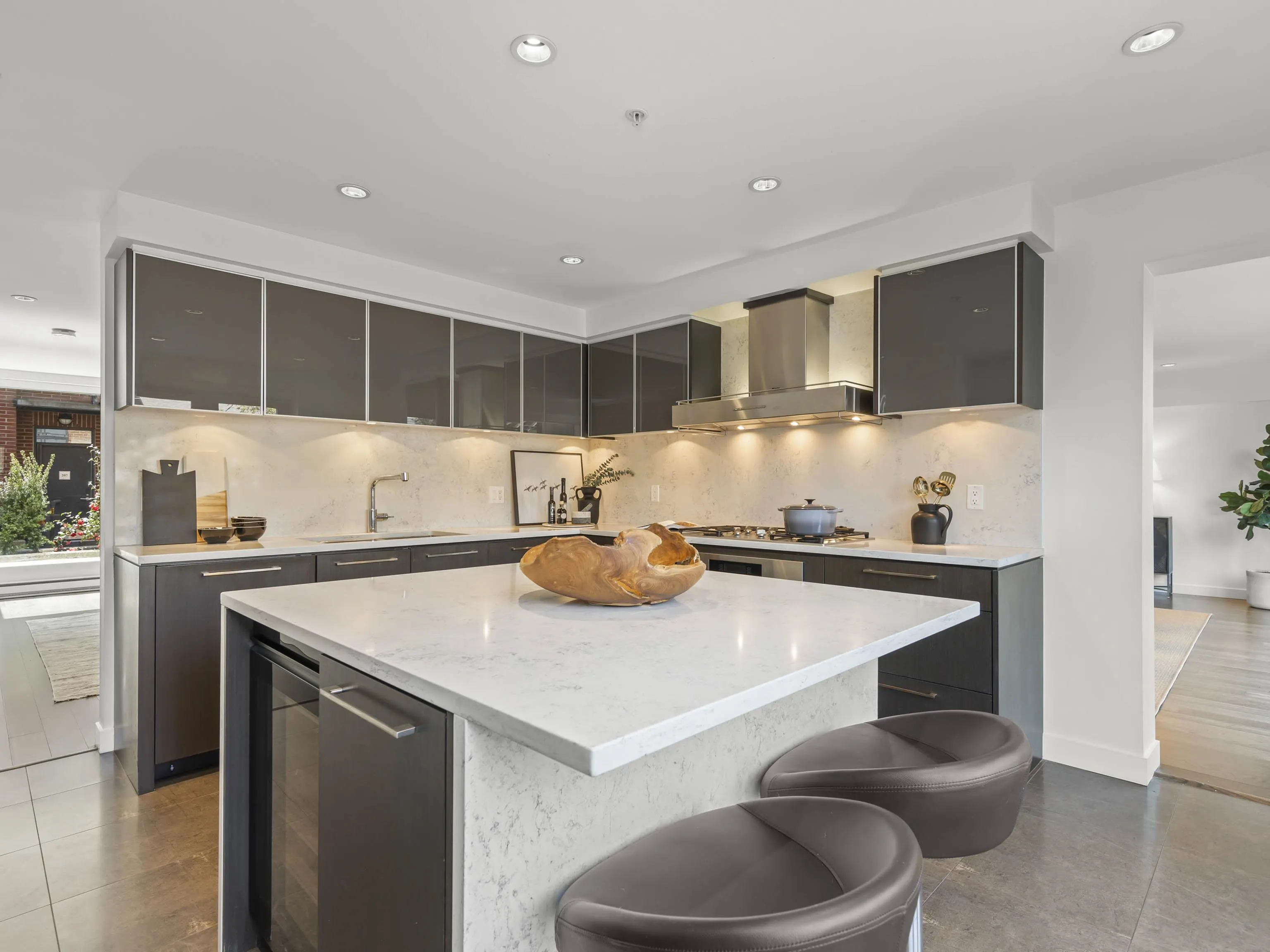 1961 Collingwood Street #215