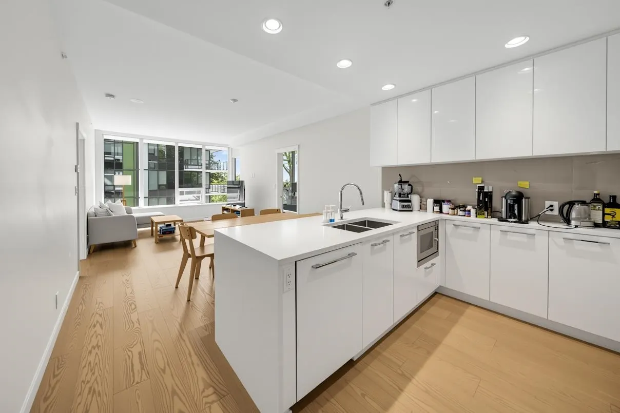 3533 Ross Drive #408