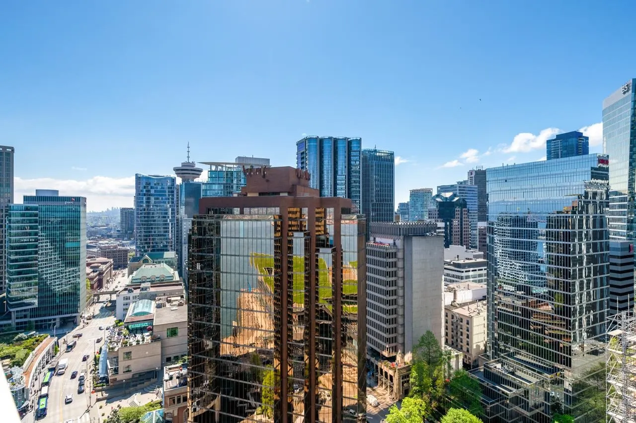 1011 W Cordova Street #2705