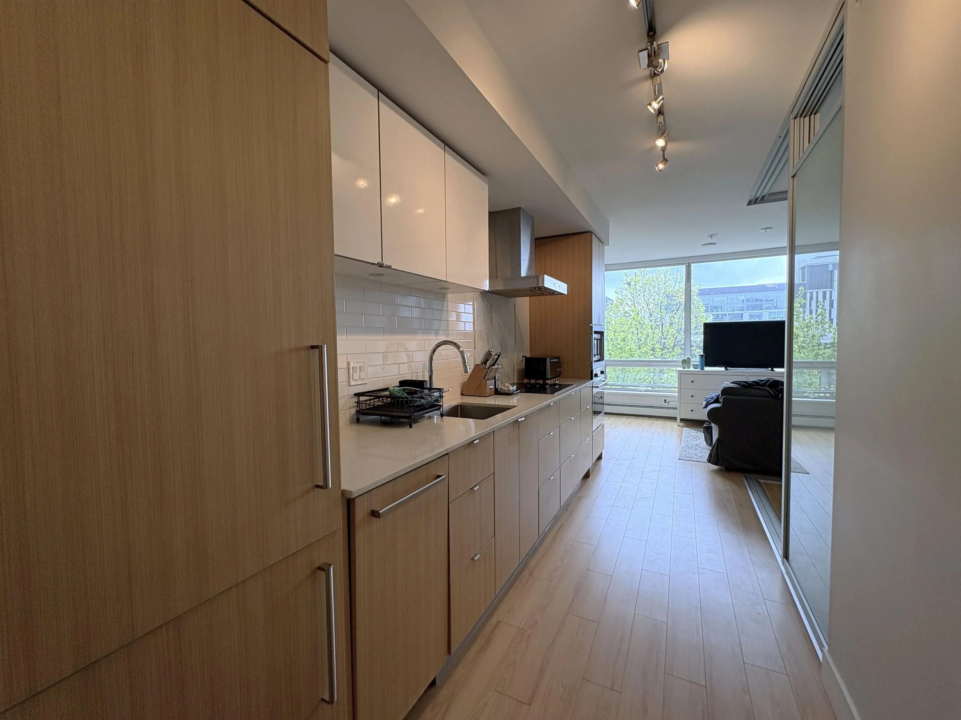 159 W 2nd Avenue #309