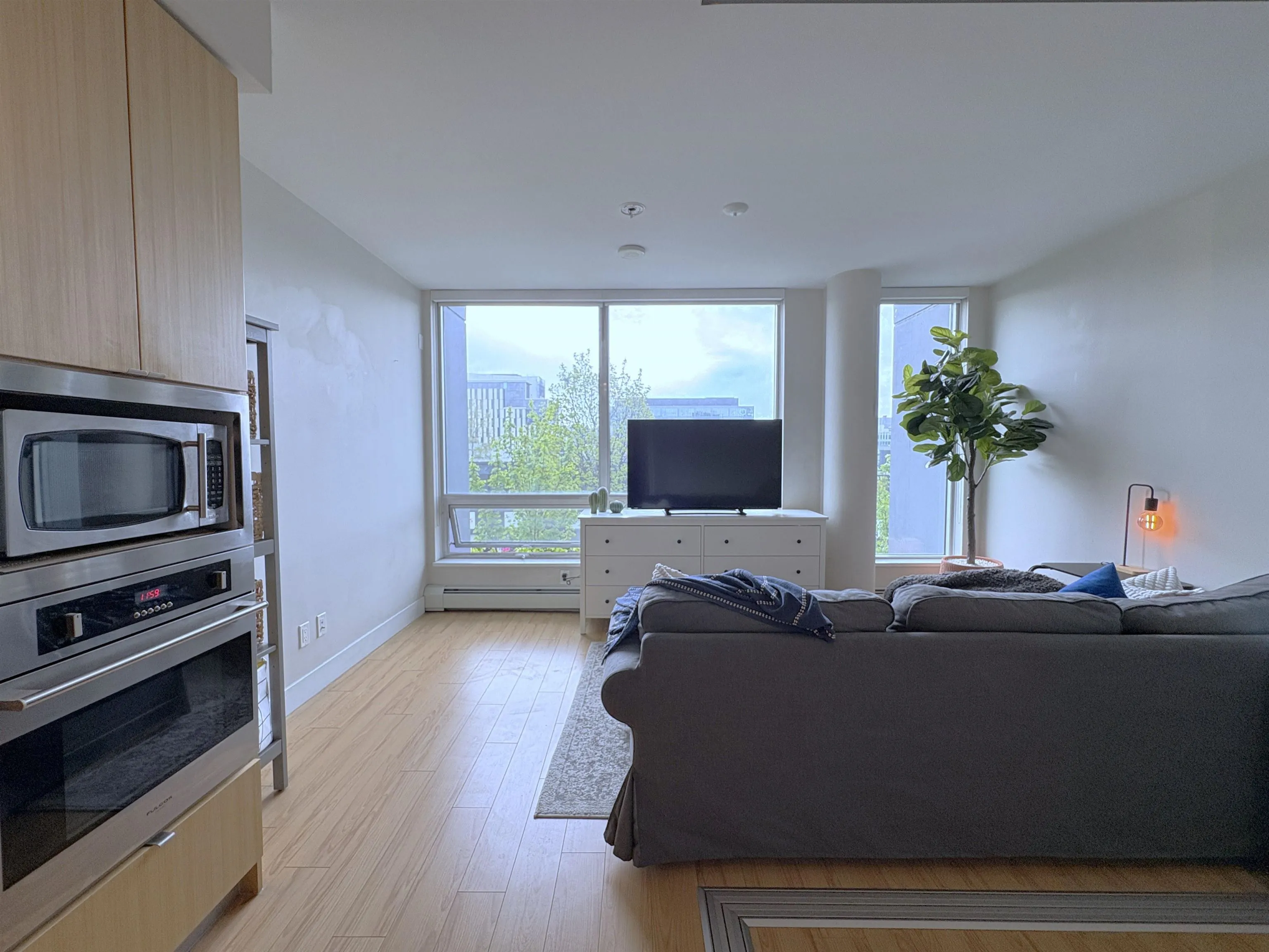 159 W 2nd Avenue #309