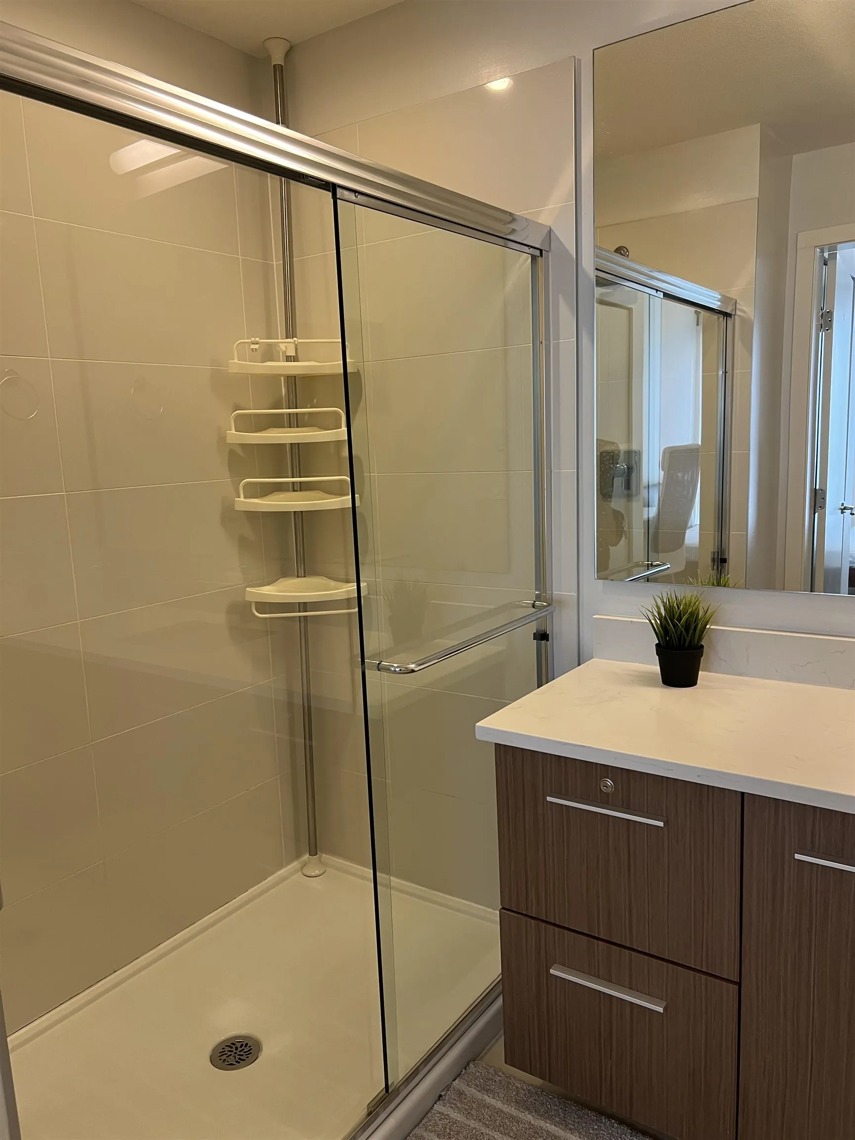 6033 Gray Avenue #212