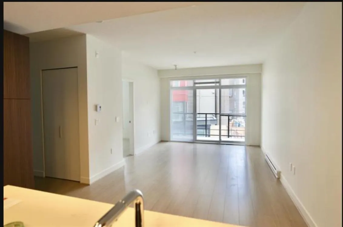 6033 Gray Avenue #212